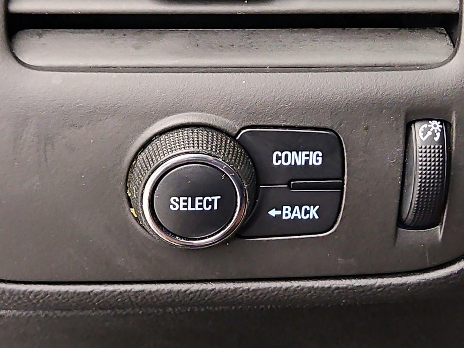 Thumbnail: 2015 Chevrolet Volt - 13