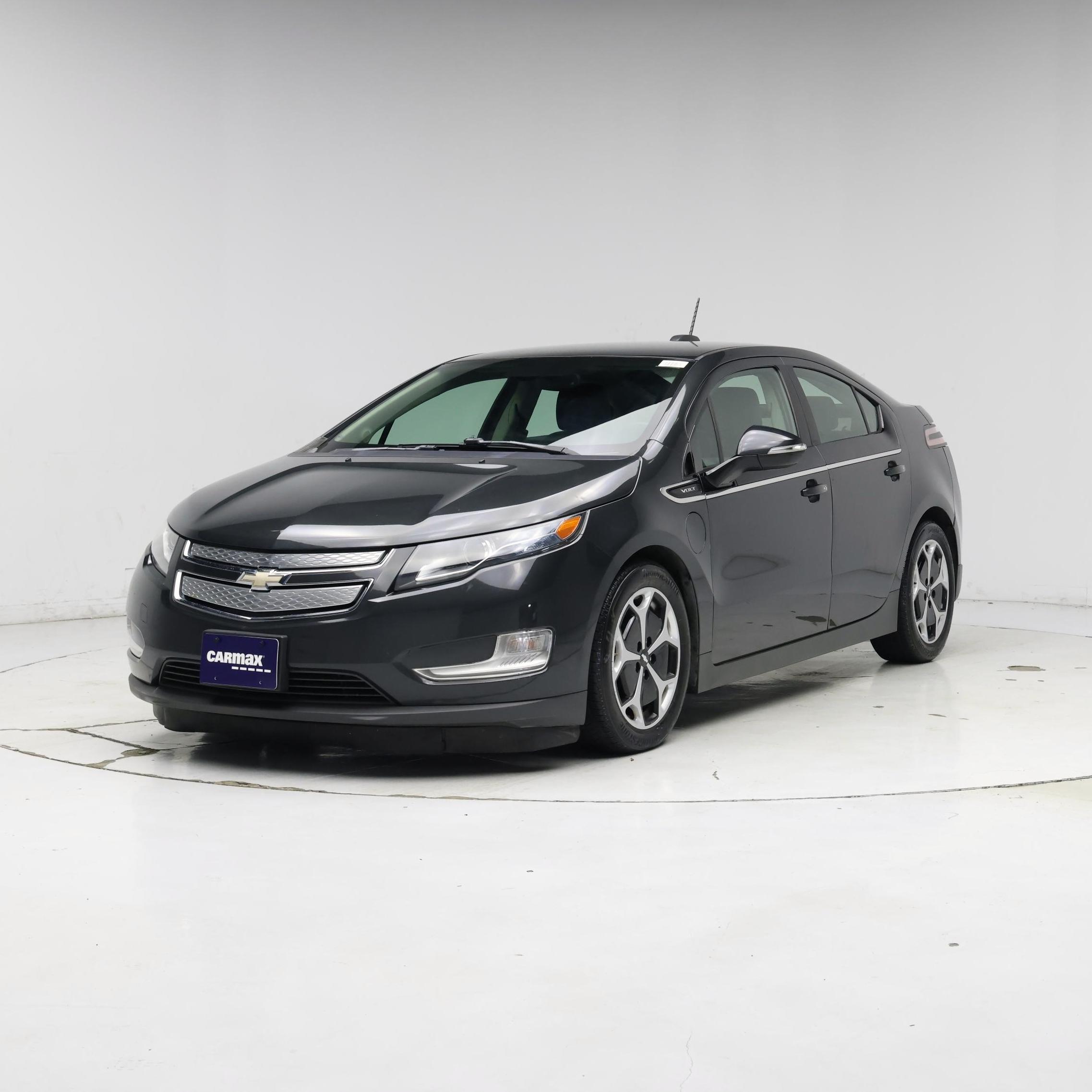 Thumbnail: 2015 Chevrolet Volt - 4