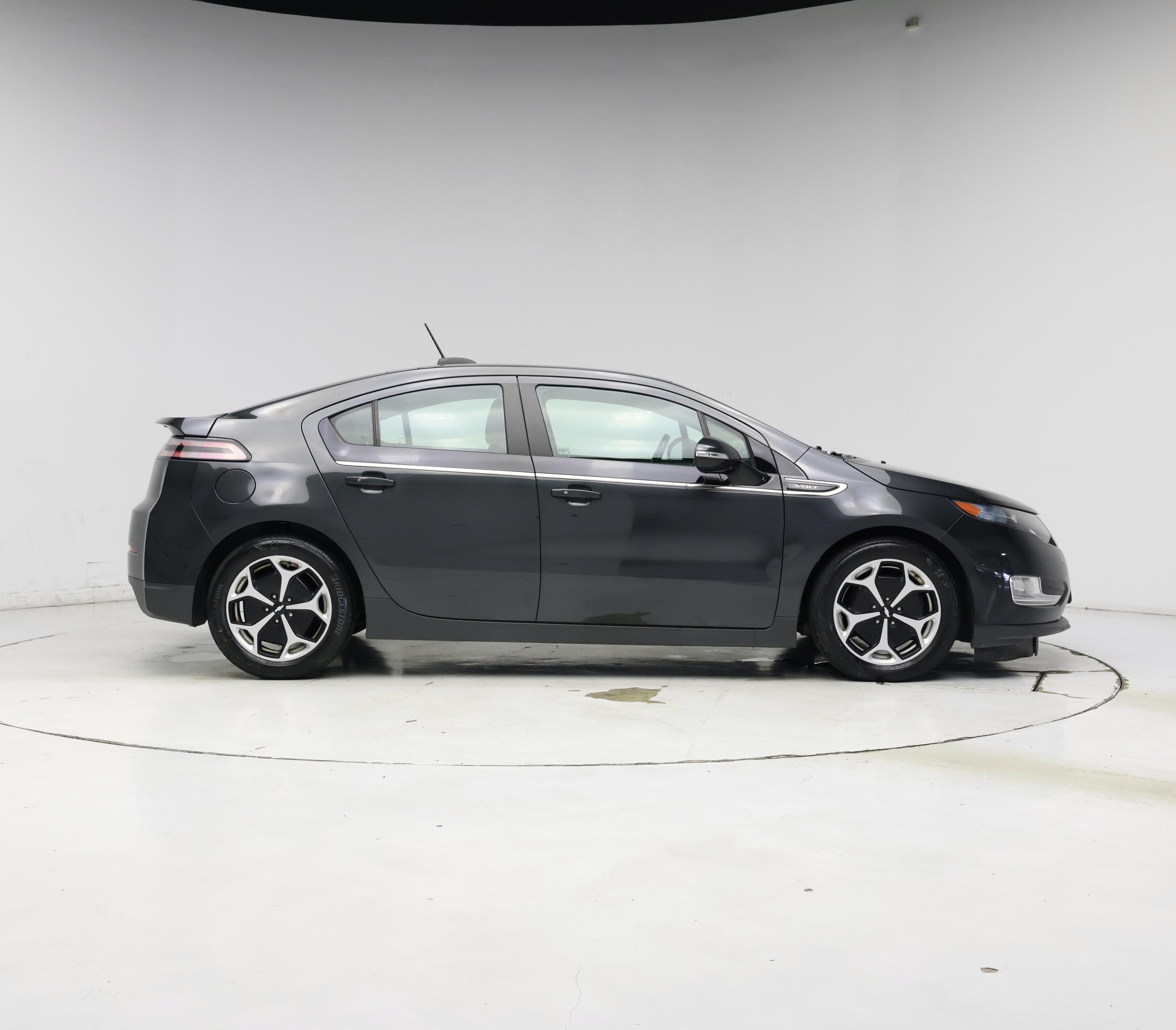 Thumbnail: 2015 Chevrolet Volt - 7