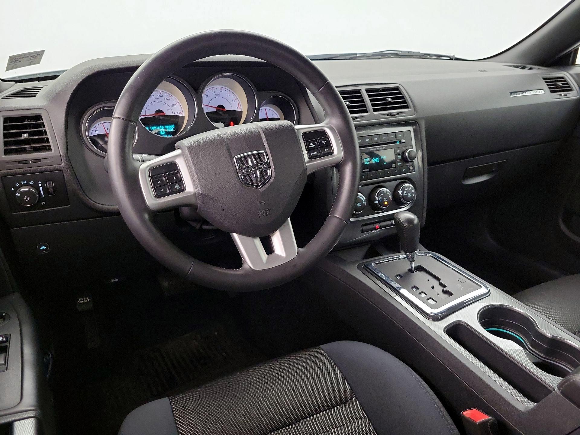 Thumbnail: 2014 Dodge Challenger - 9