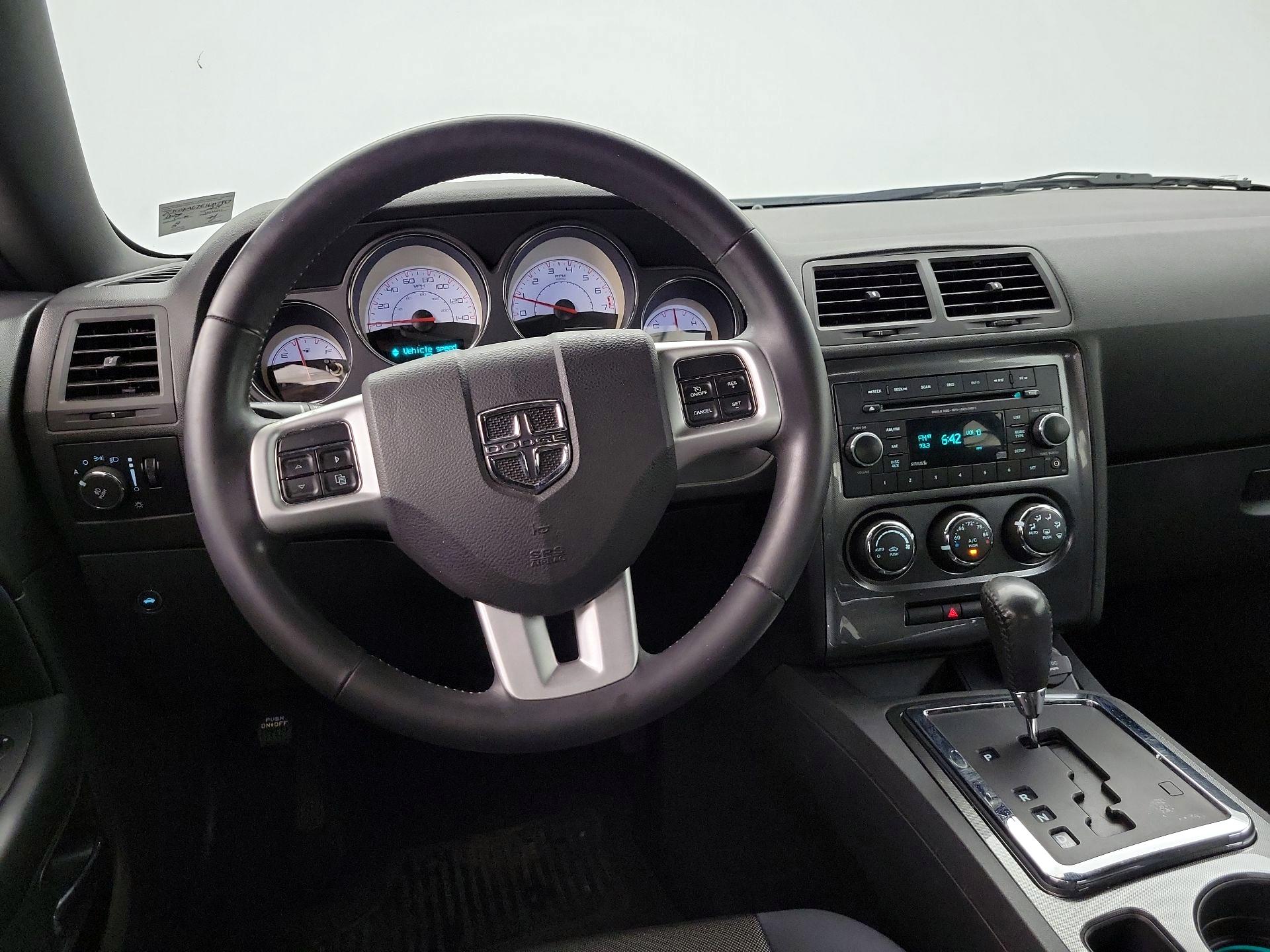 Thumbnail: 2014 Dodge Challenger - 10