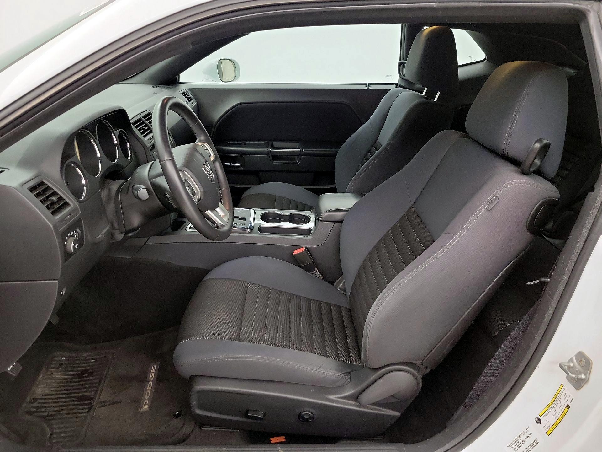 Thumbnail: 2014 Dodge Challenger - 11