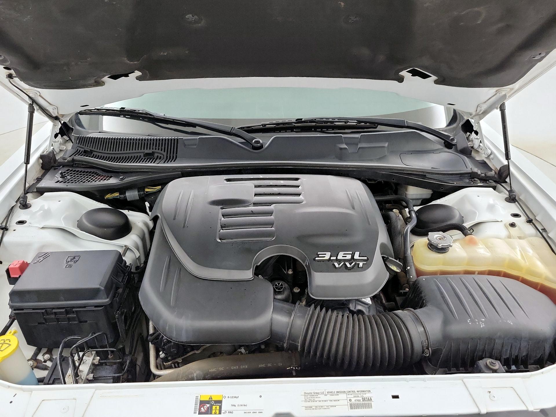 Thumbnail: 2014 Dodge Challenger - 20