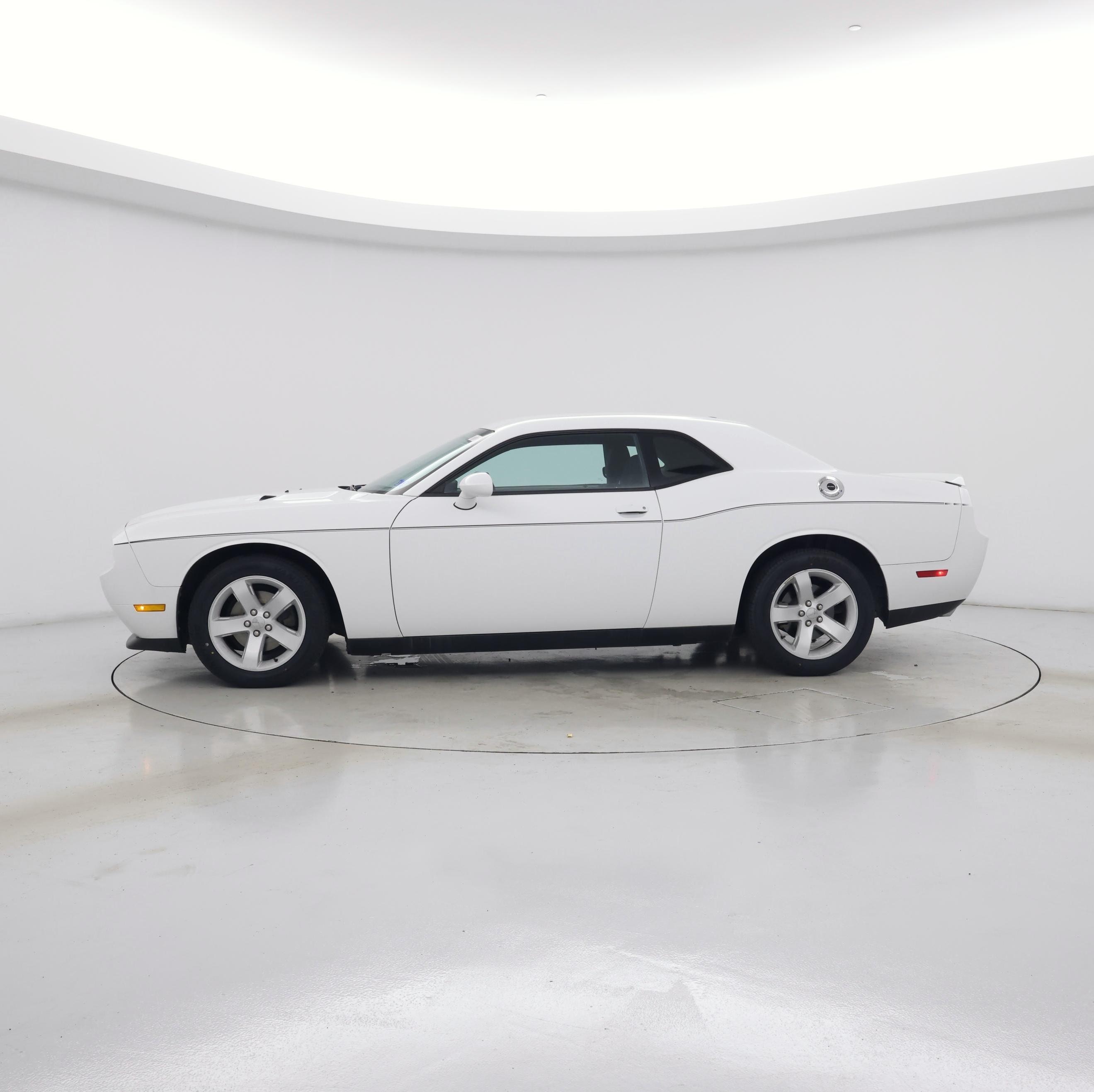 Thumbnail: 2014 Dodge Challenger - 3