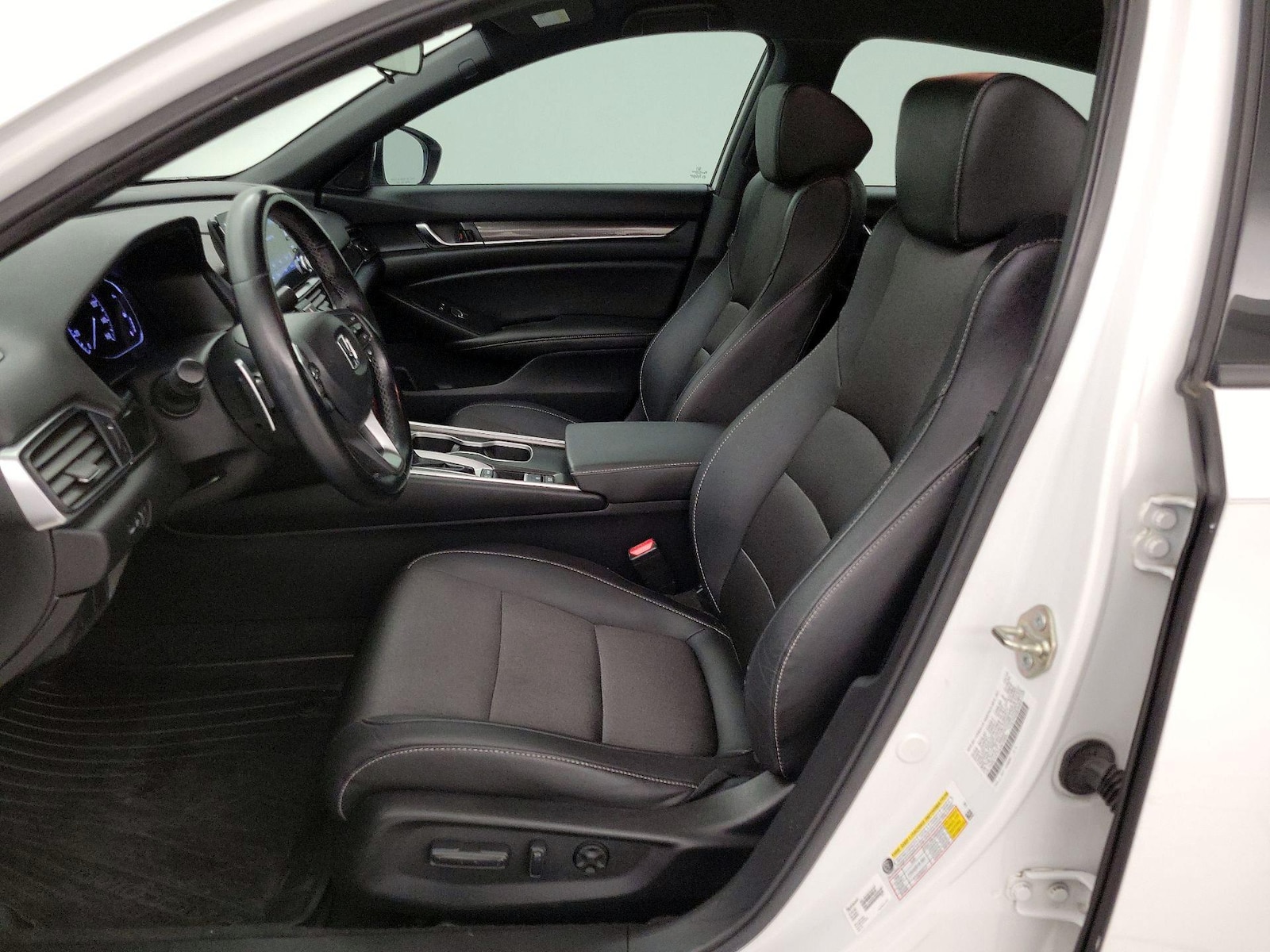 Power Seat(s) & Side Airbags