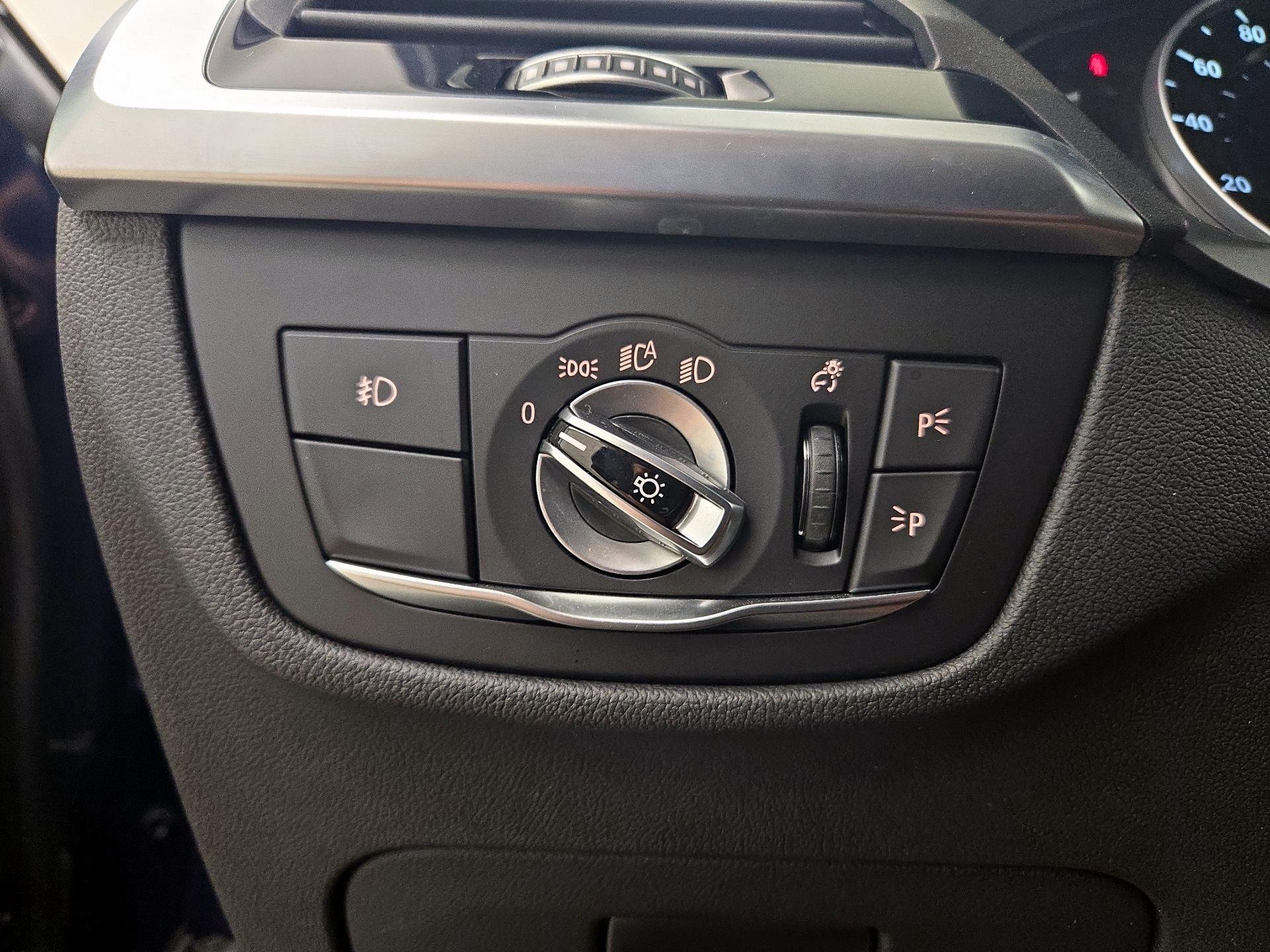 Thumbnail: 2019 BMW X3 - 13
