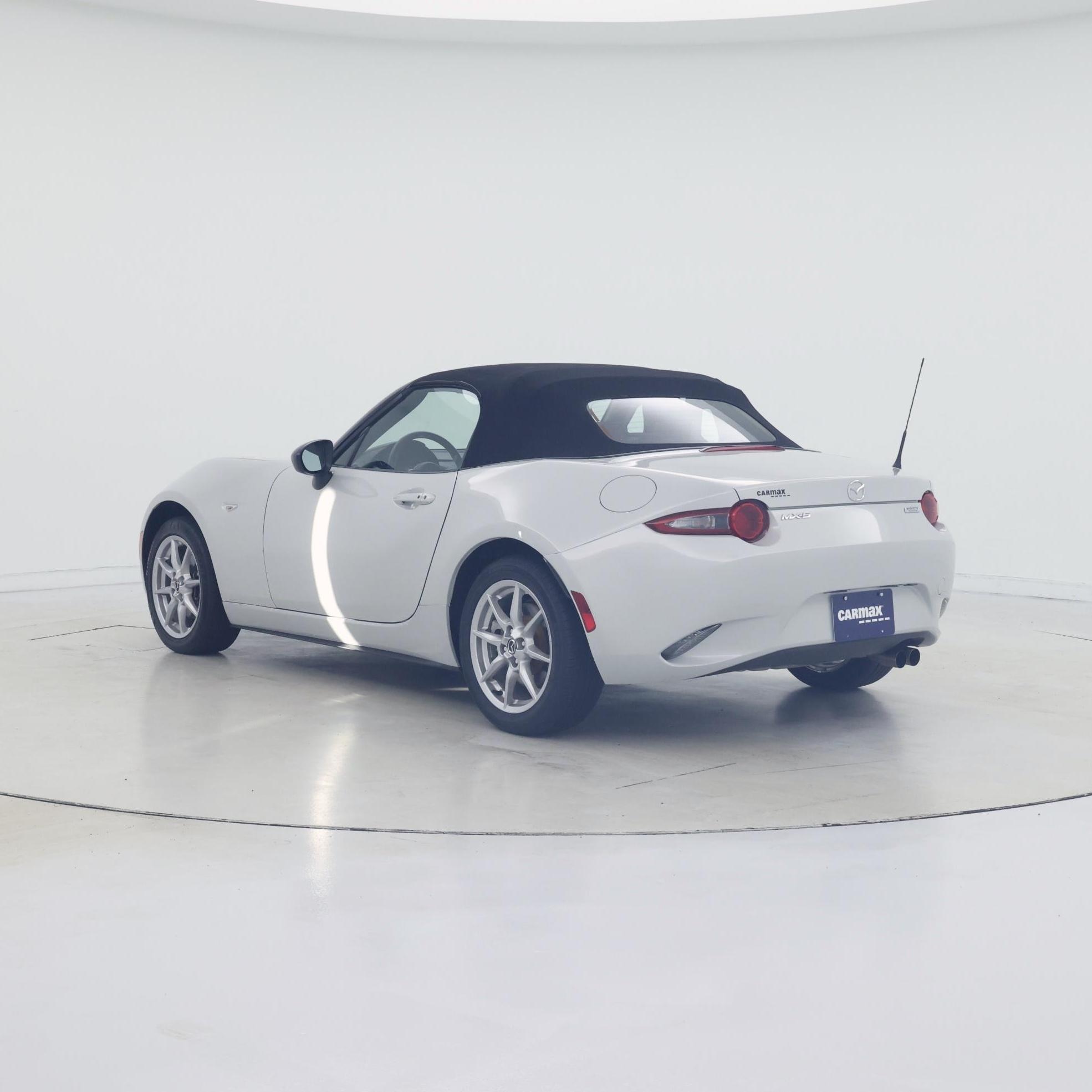 Thumbnail: 2016 Mazda MX-5 Miata - 2