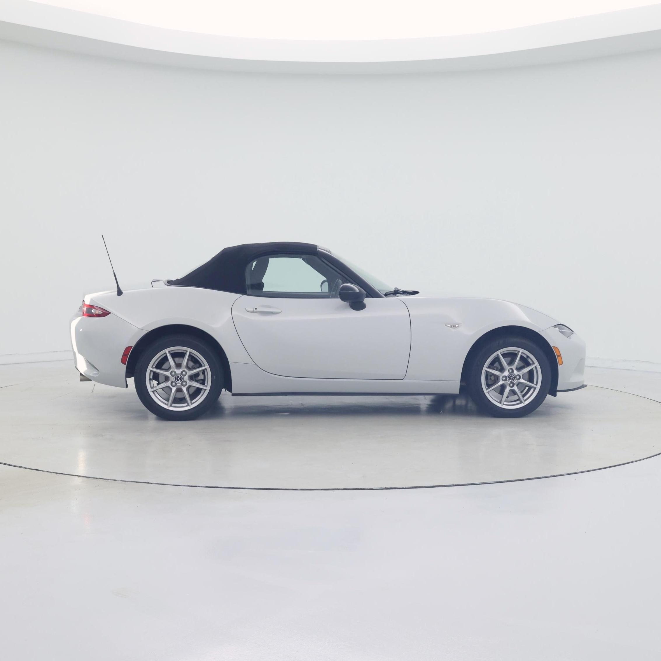 Thumbnail: 2016 Mazda MX-5 Miata - 7