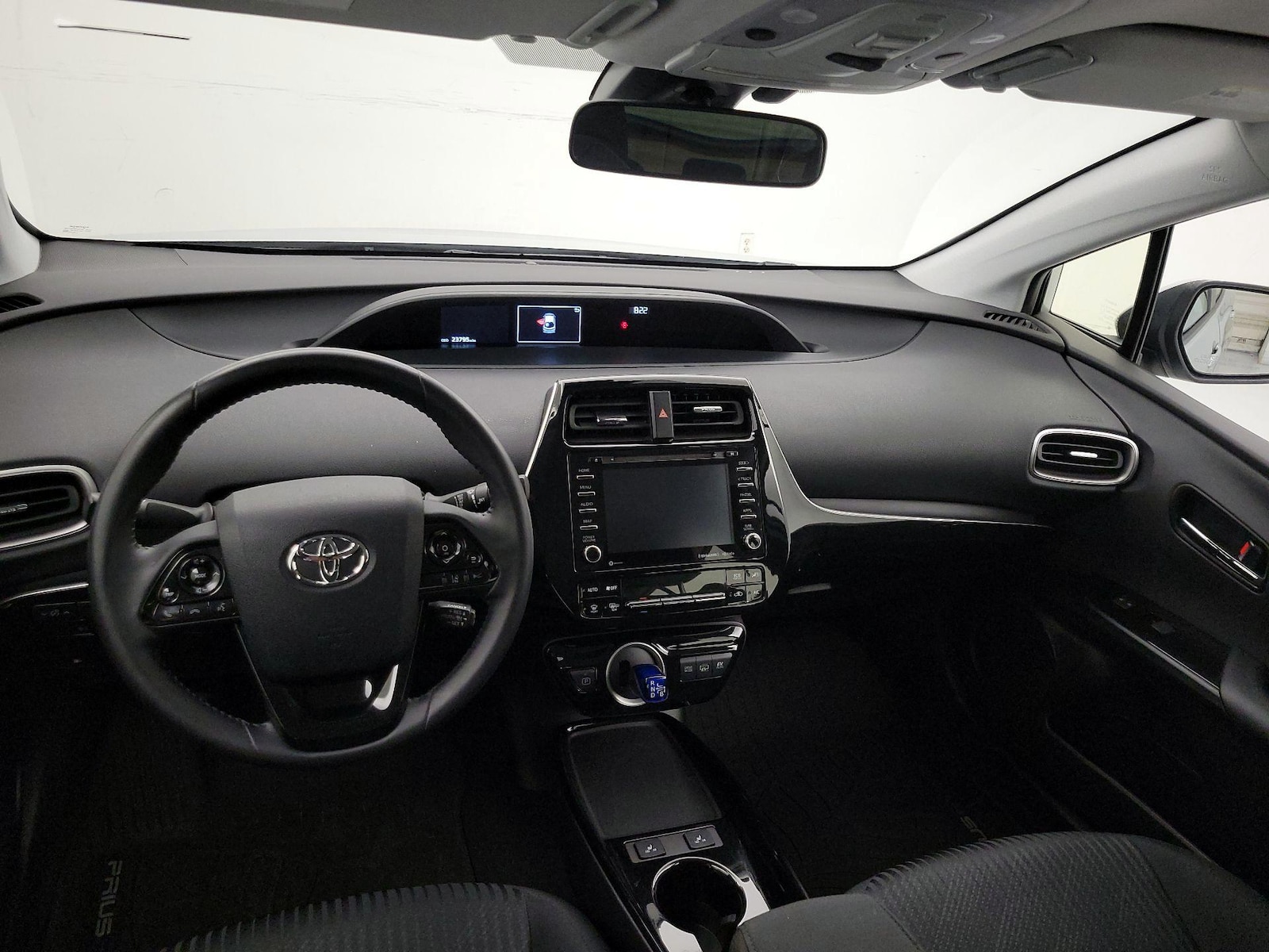 2021 Toyota Prius Prime LE - Photo 10