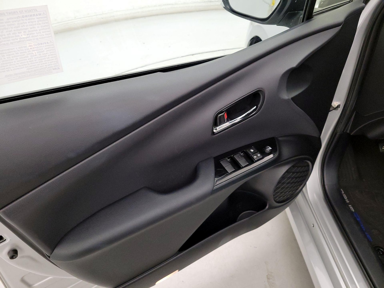 2021 Toyota Prius Prime LE - Photo 13