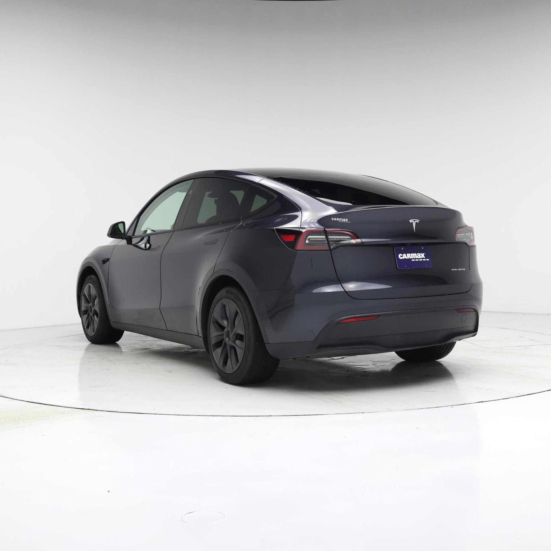 Thumbnail: 2025 Tesla Model Y - 2