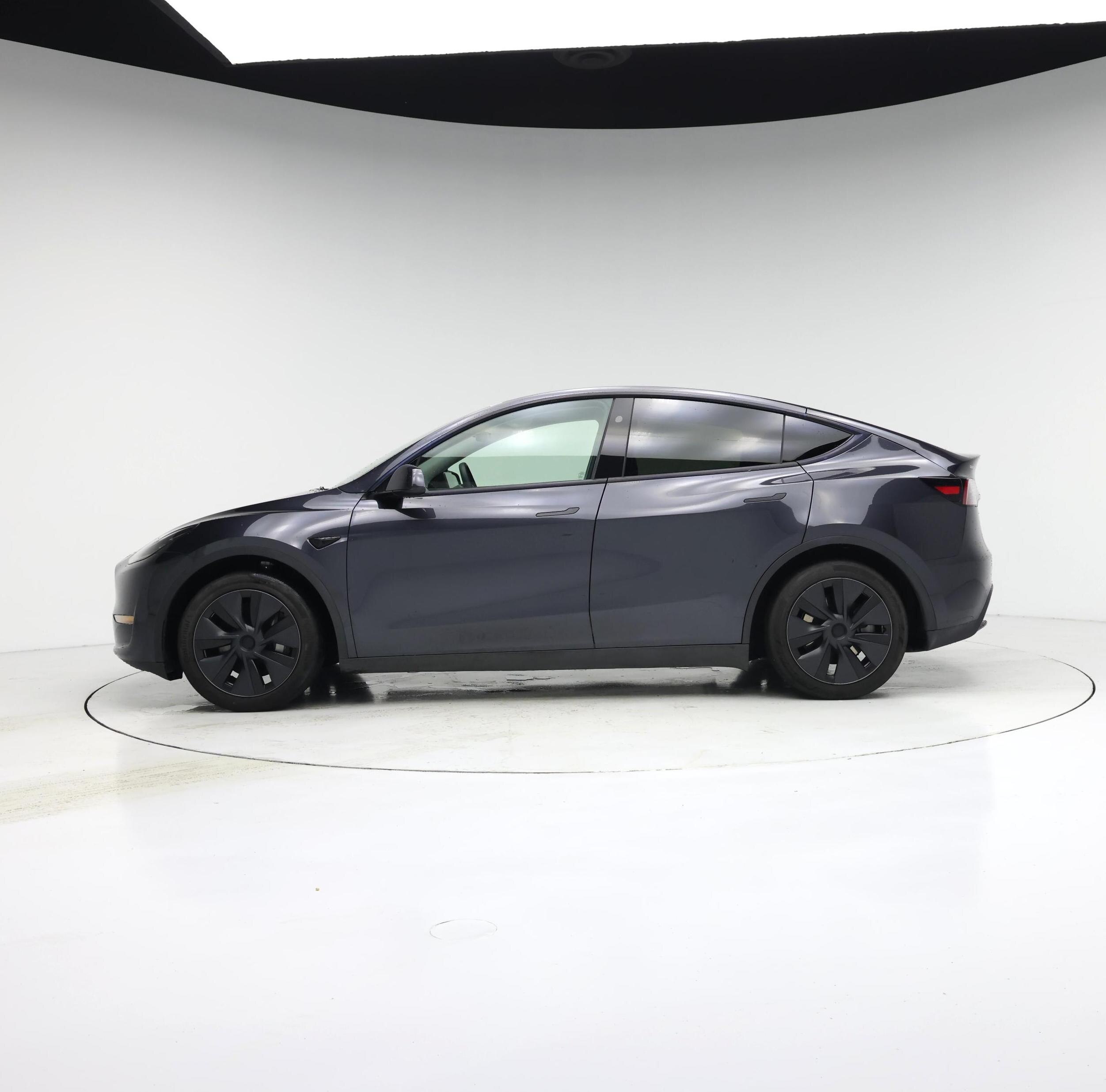 Thumbnail: 2025 Tesla Model Y - 3