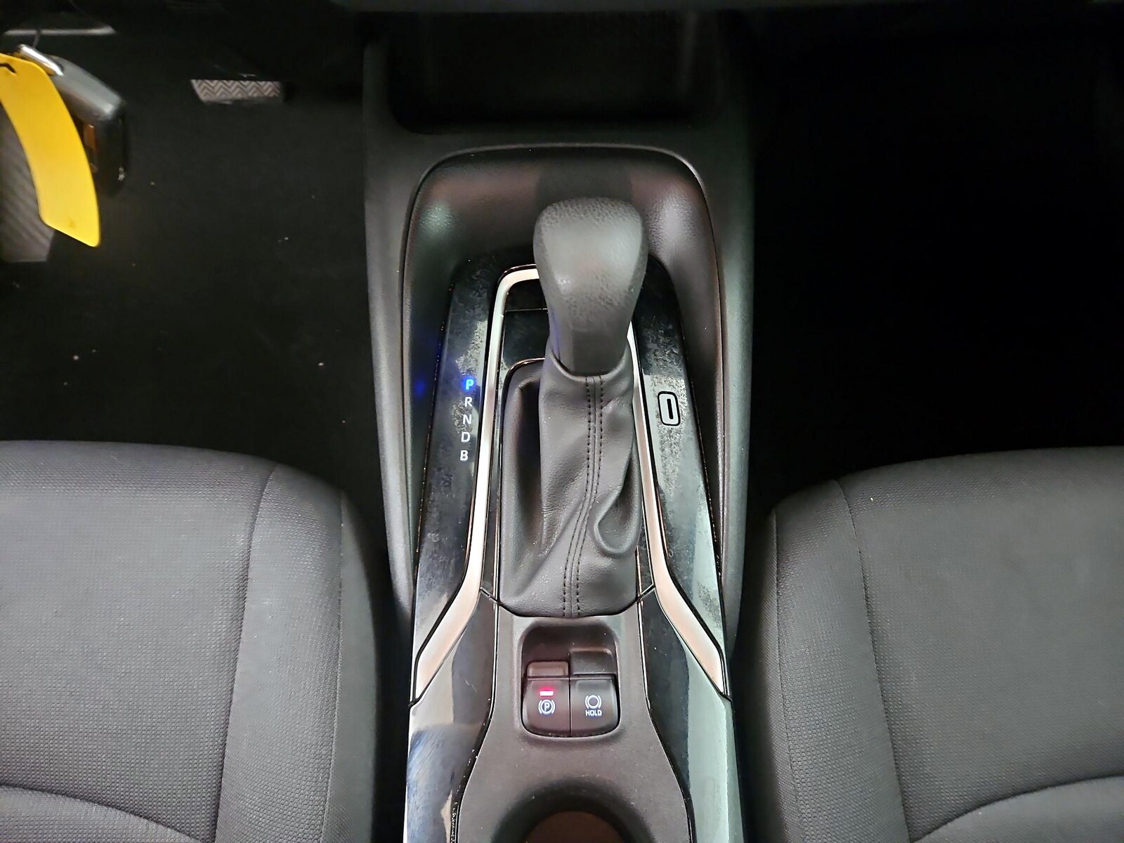 2020 Toyota Corolla LE - Photo 18
