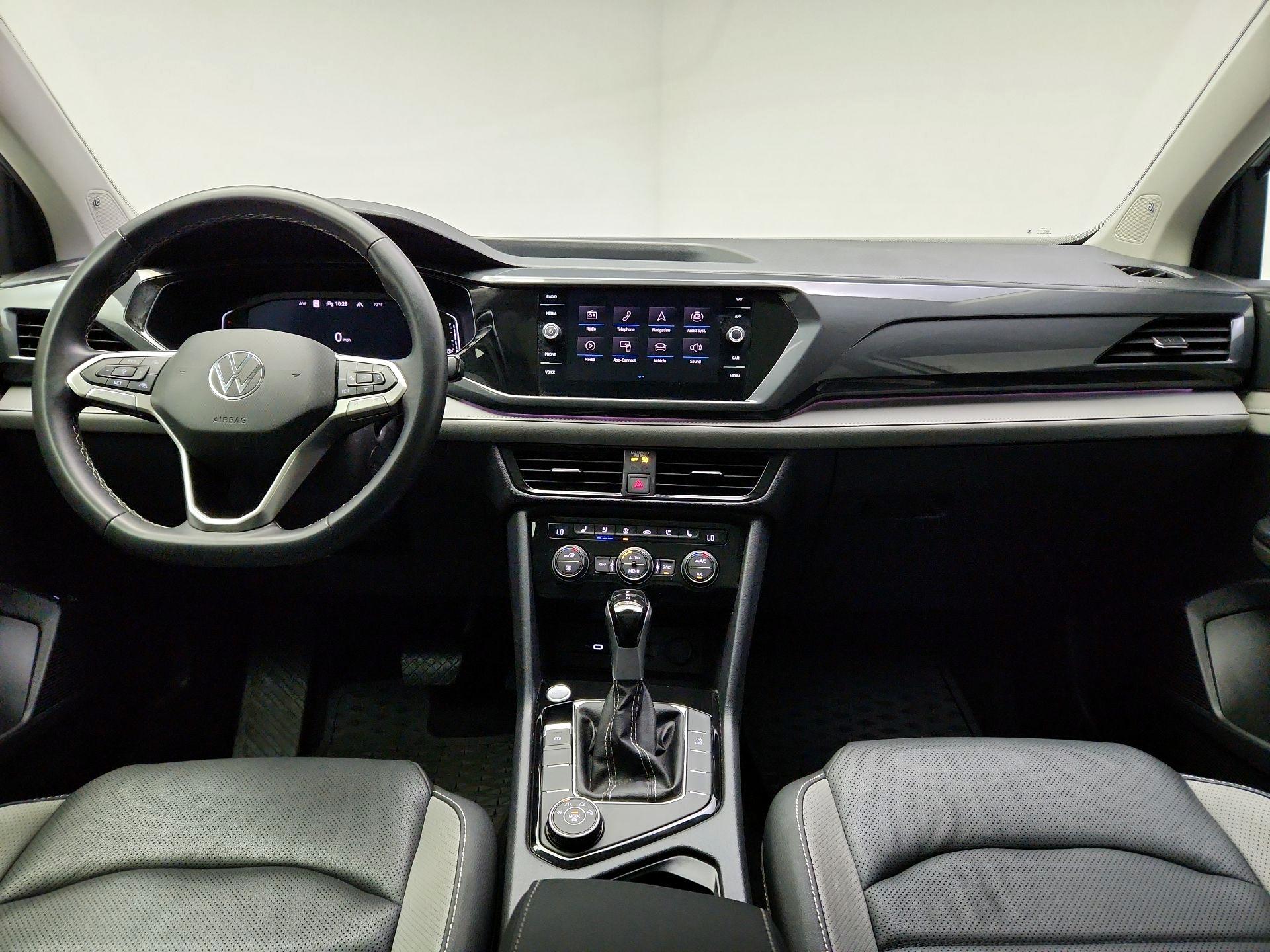 Thumbnail: 2024 Volkswagen Taos - 8