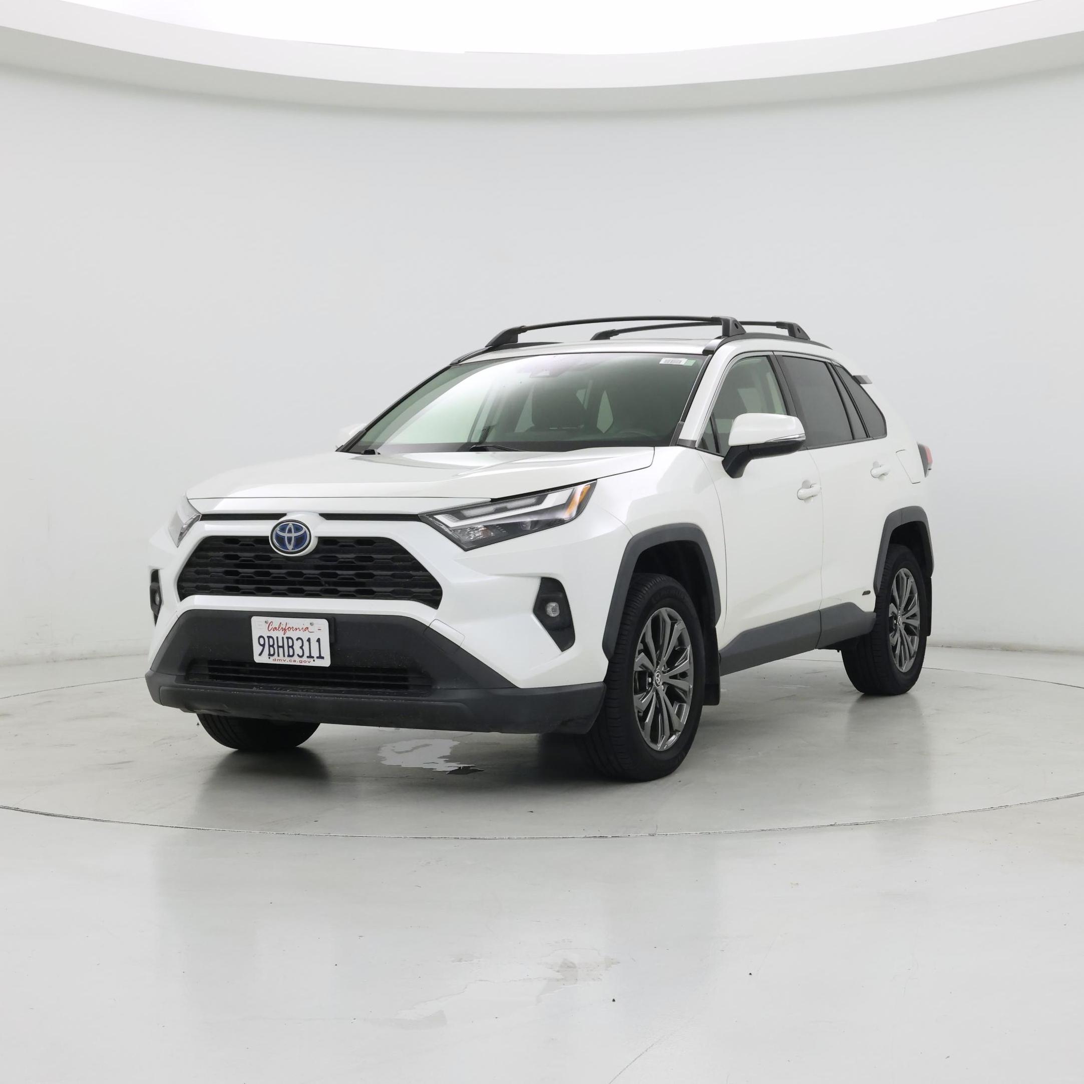 Thumbnail: 2022 Toyota RAV4 - 4