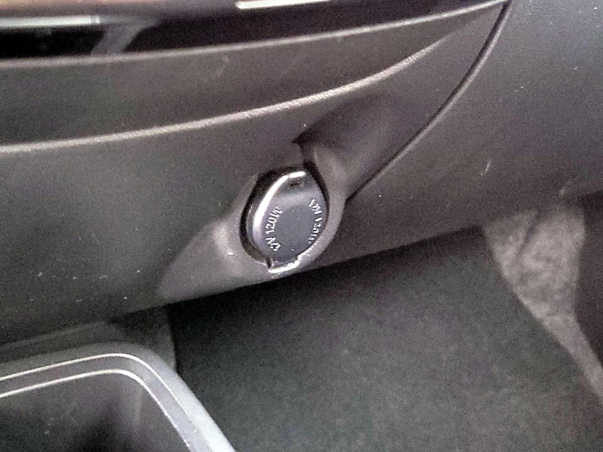 Thumbnail: 2014 Mitsubishi Mirage - 17