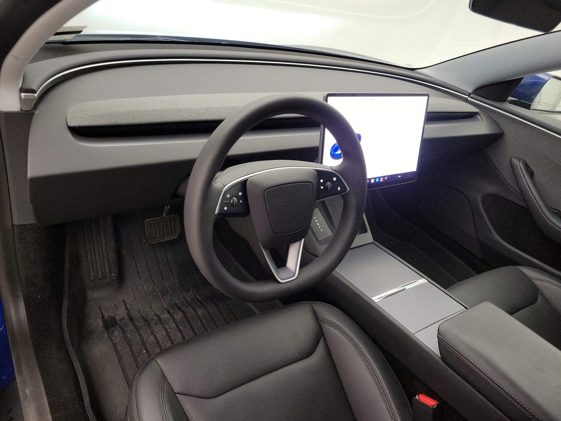 Thumbnail: 2025 Tesla Model 3 - 9