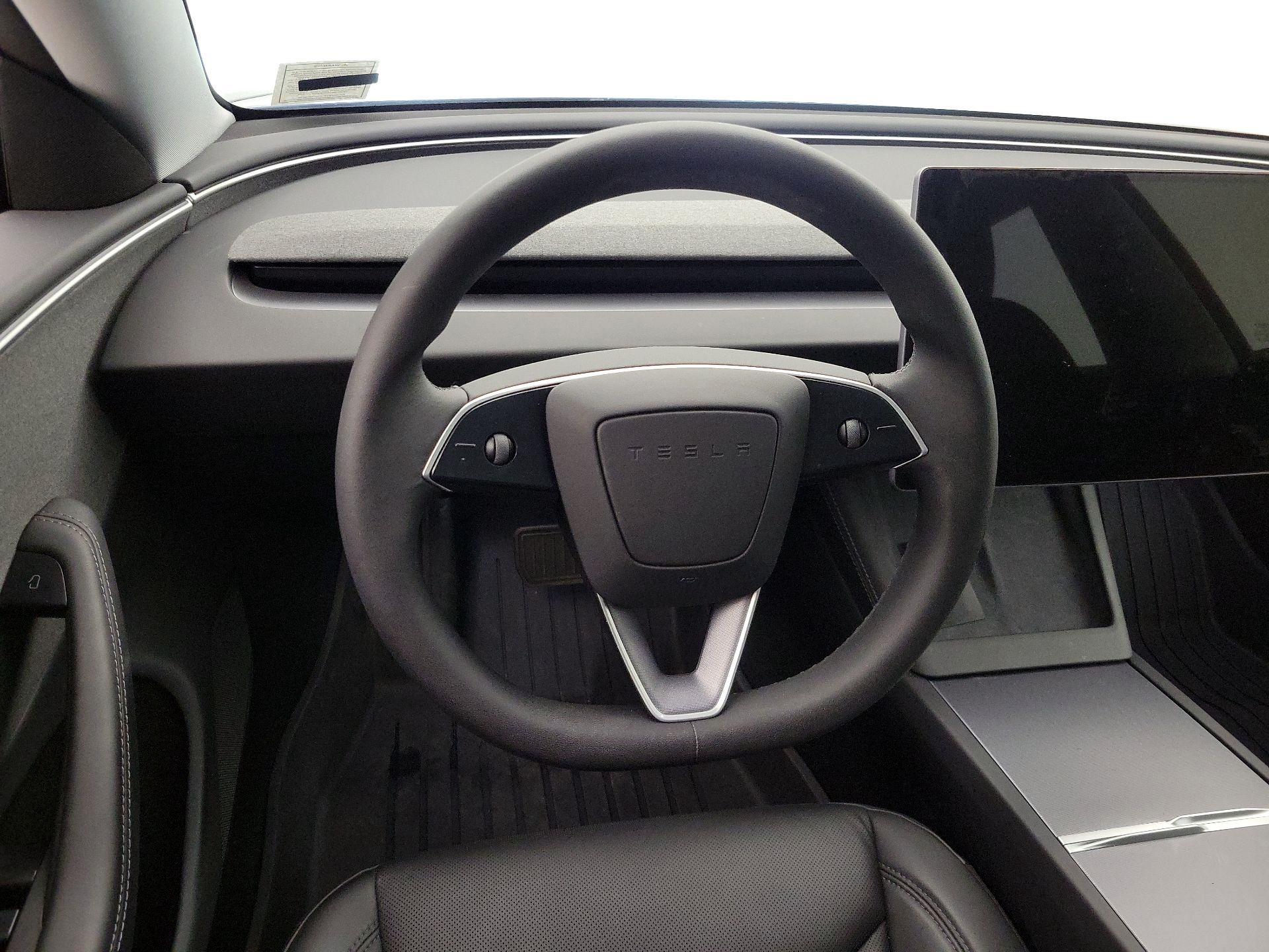 Thumbnail: 2025 Tesla Model 3 - 10