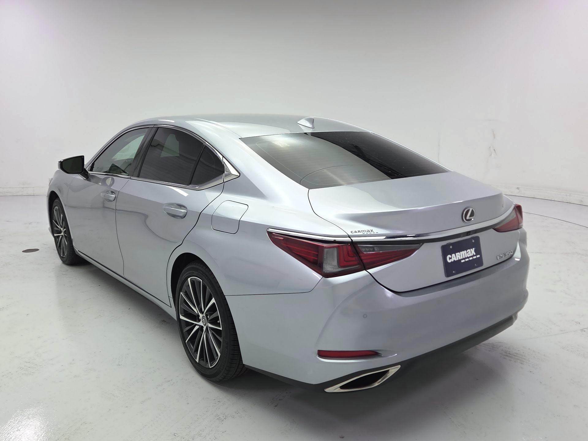 Thumbnail: 2025 Lexus ES - 7