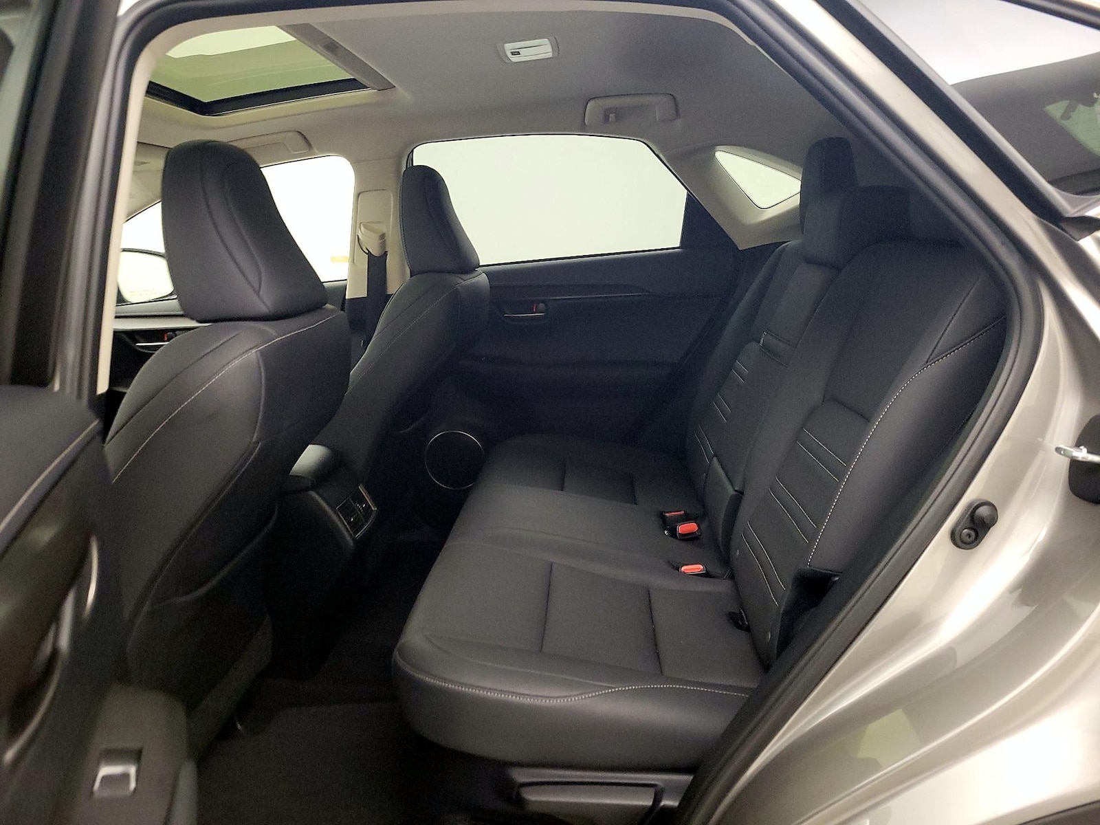 2020 Lexus NX 300 - Photo 21