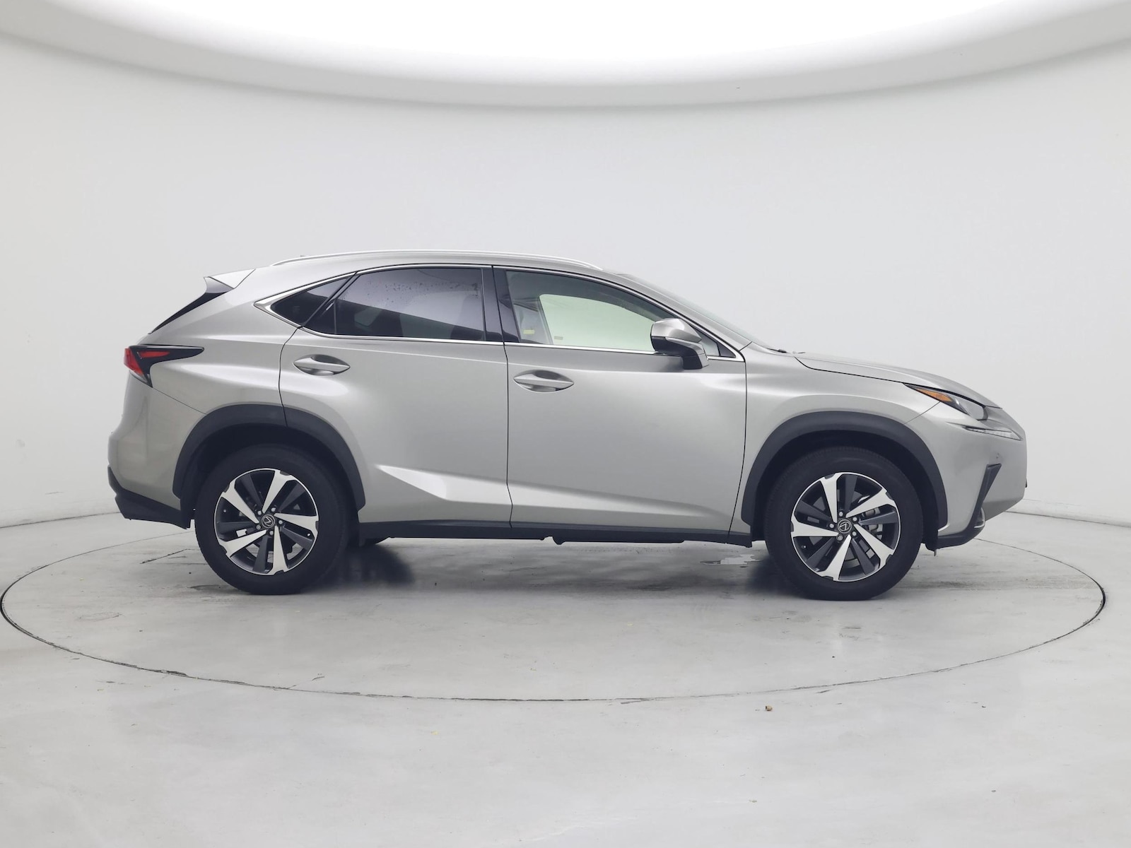 2020 Lexus NX 300 - Photo 8