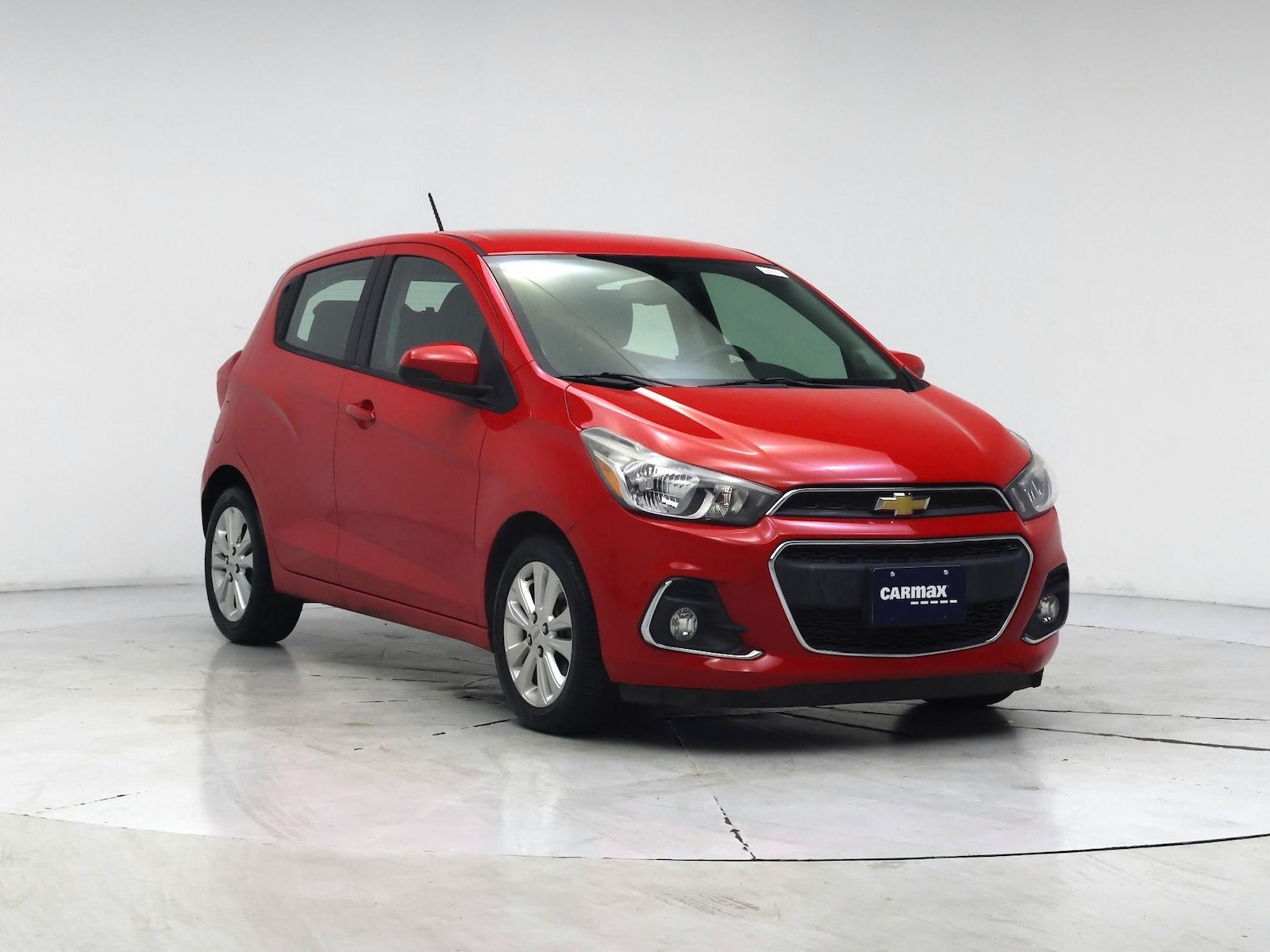 2016 Chevrolet Spark 1LT - Photo 2