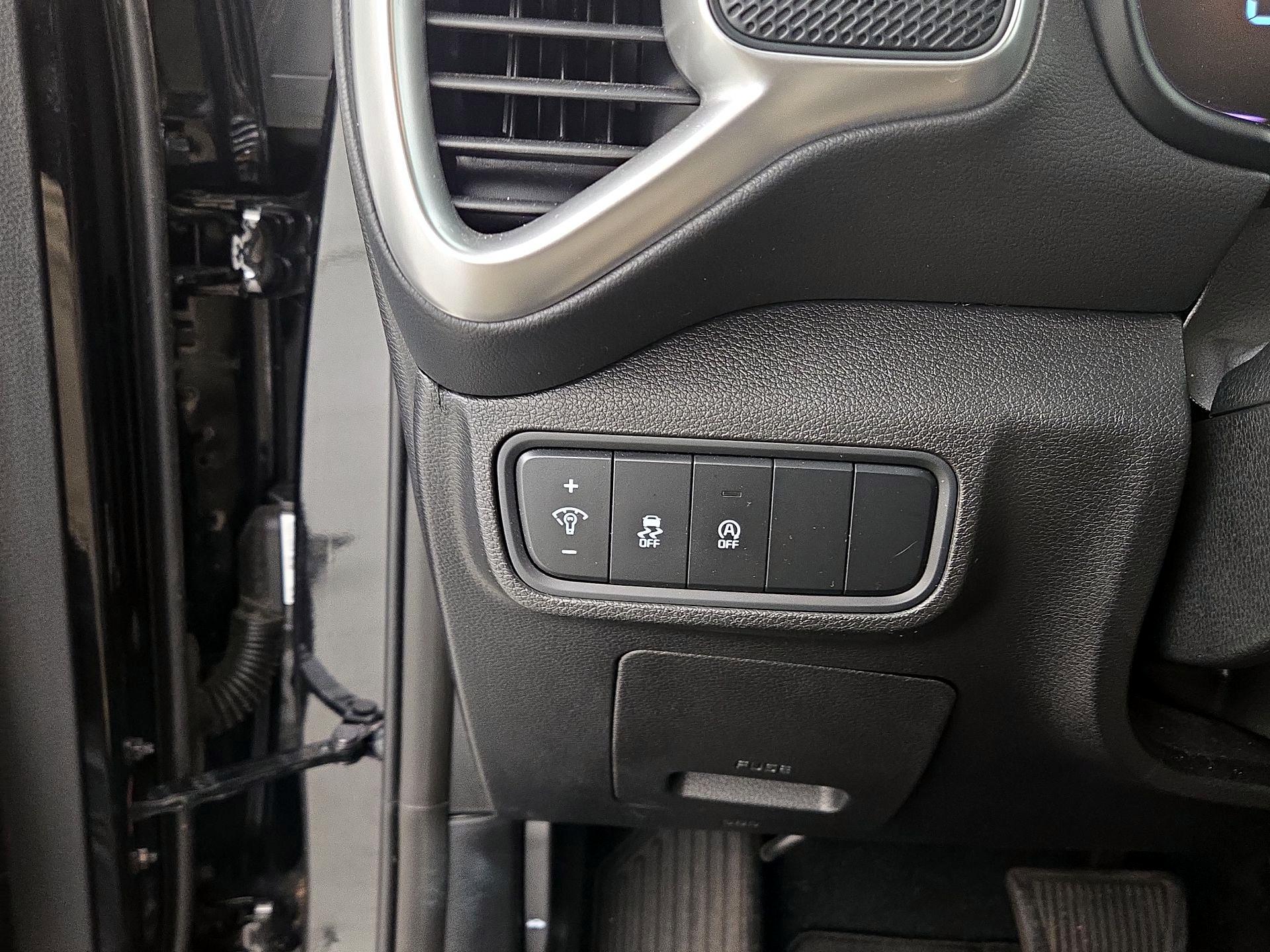Thumbnail: 2024 Kia Soul - 13
