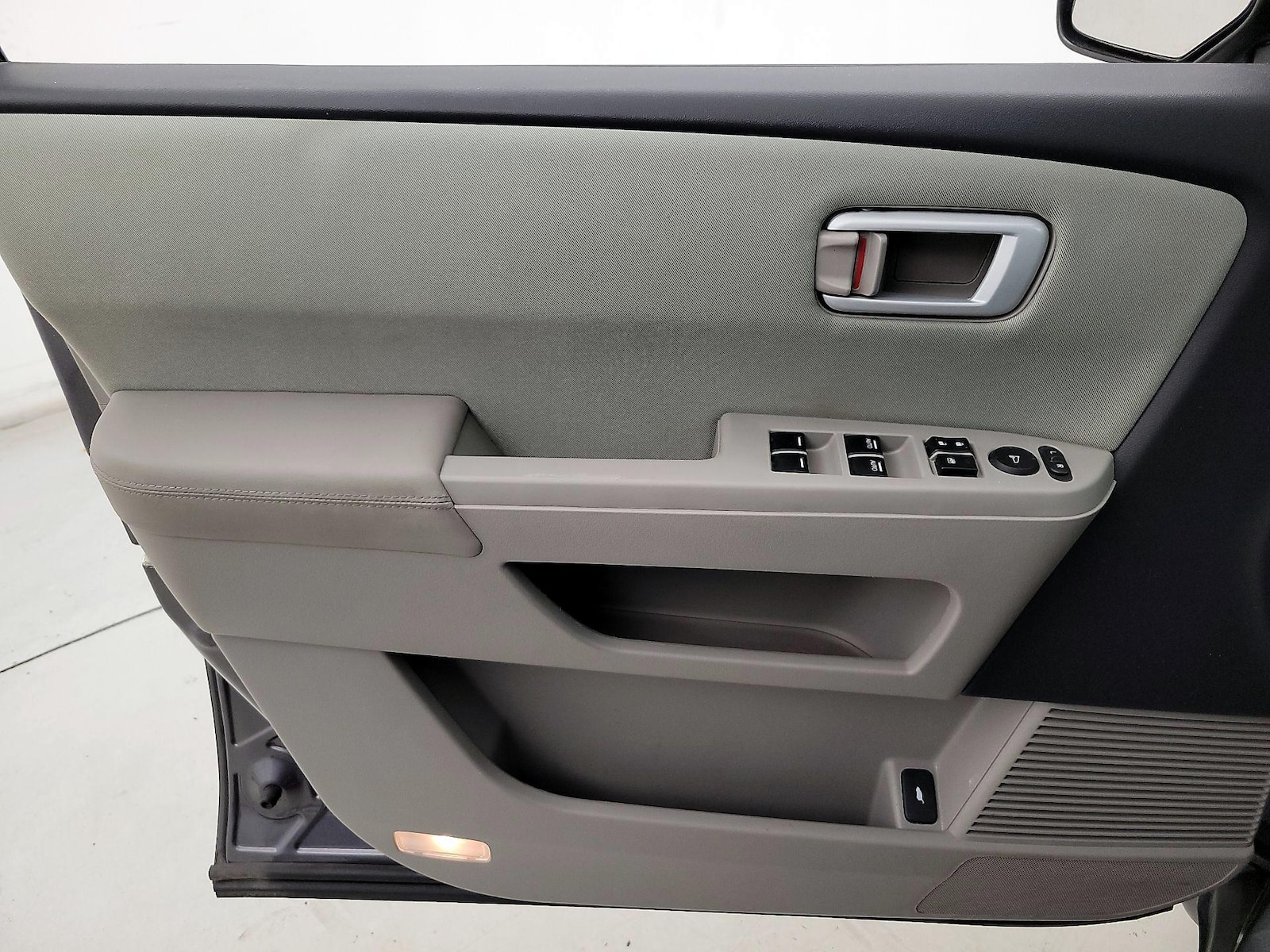 2015 Honda Pilot LX - Photo 13