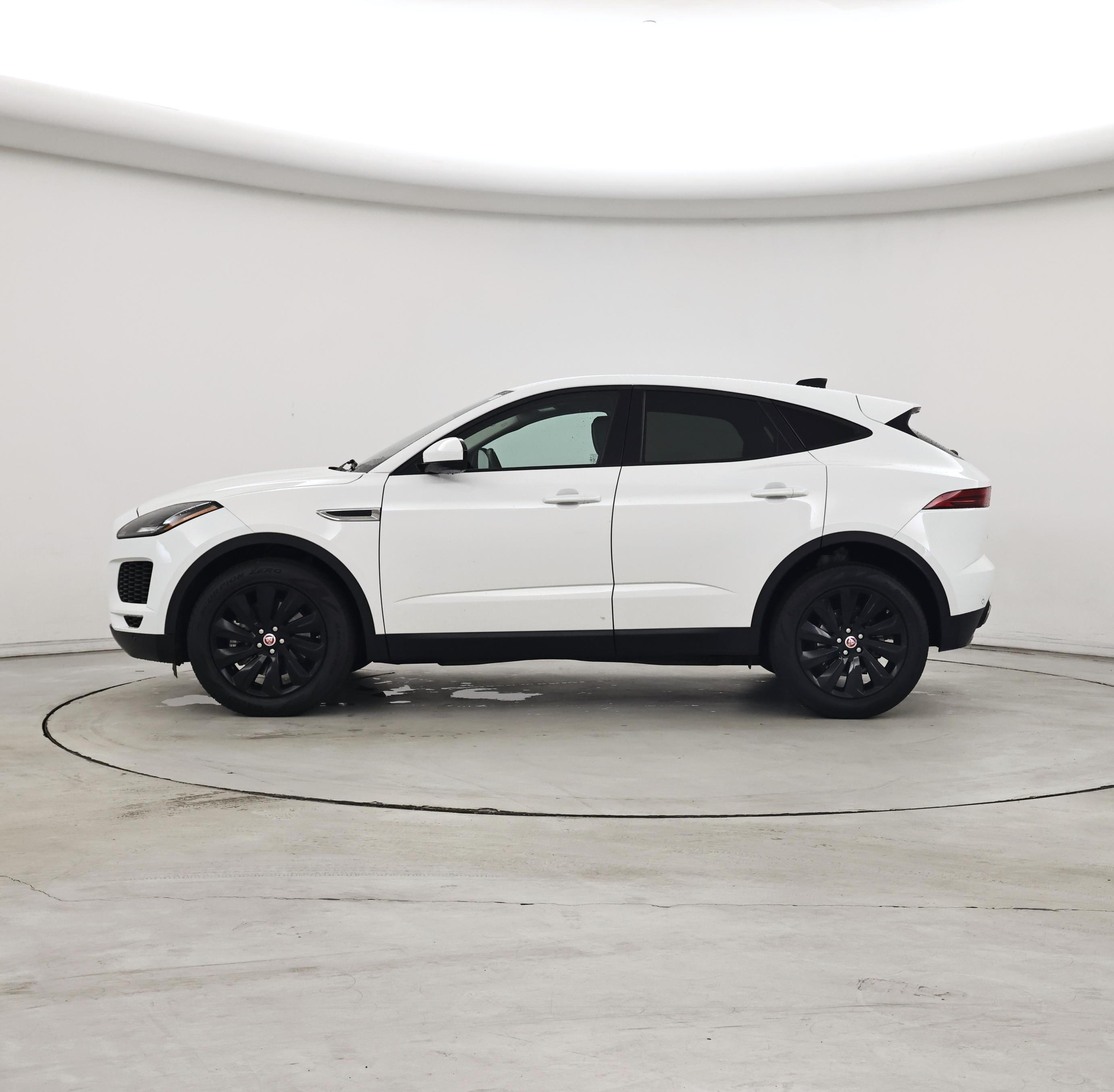 Thumbnail: 2020 Jaguar E-Pace - 3
