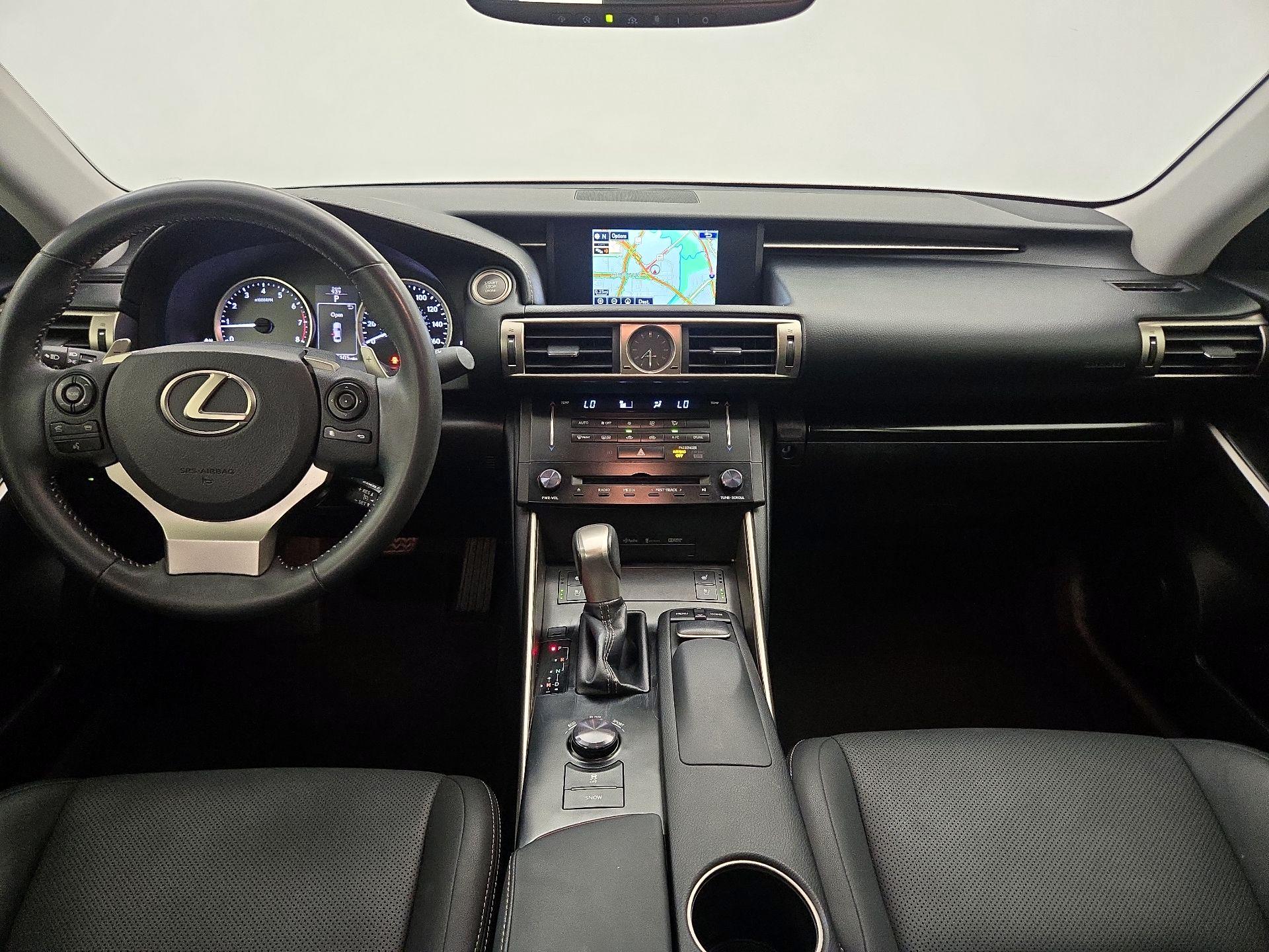 Thumbnail: 2014 Lexus IS - 9
