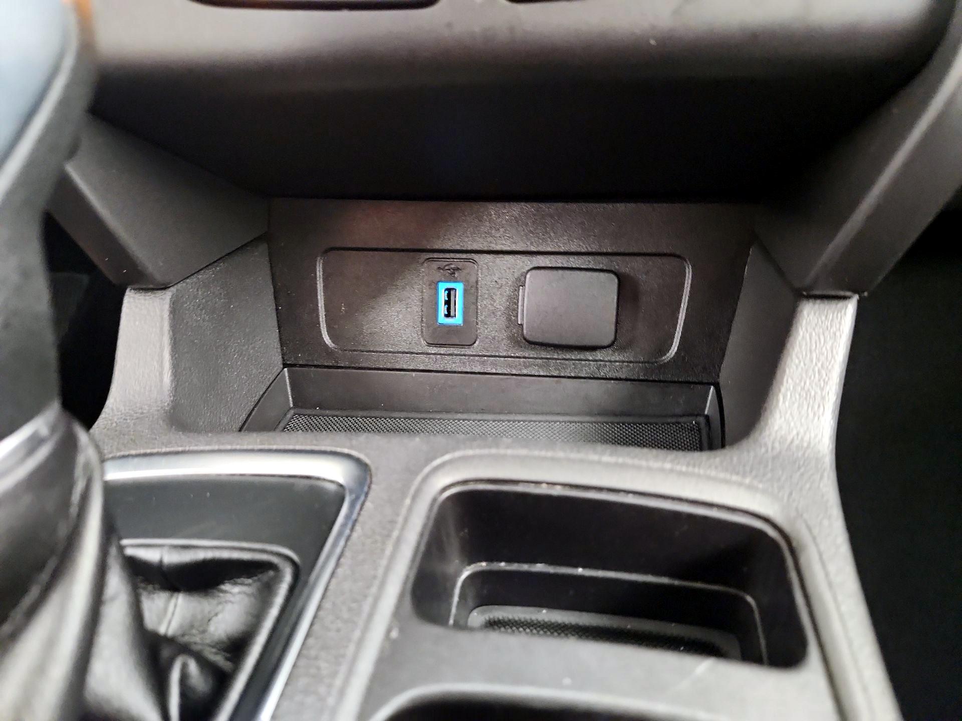Thumbnail: 2019 Ford Escape - 16