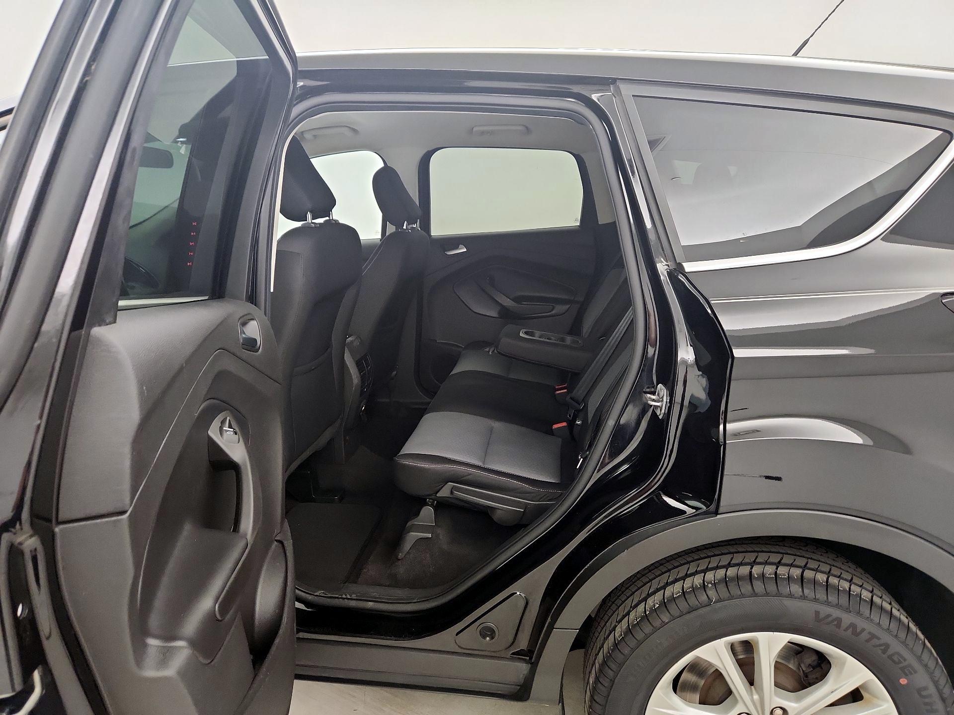 Thumbnail: 2019 Ford Escape - 17