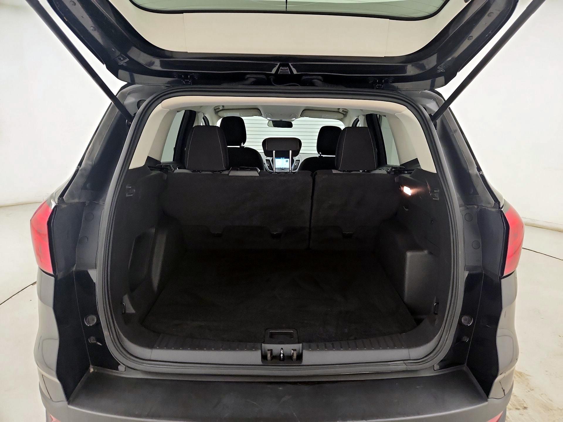 Thumbnail: 2019 Ford Escape - 18