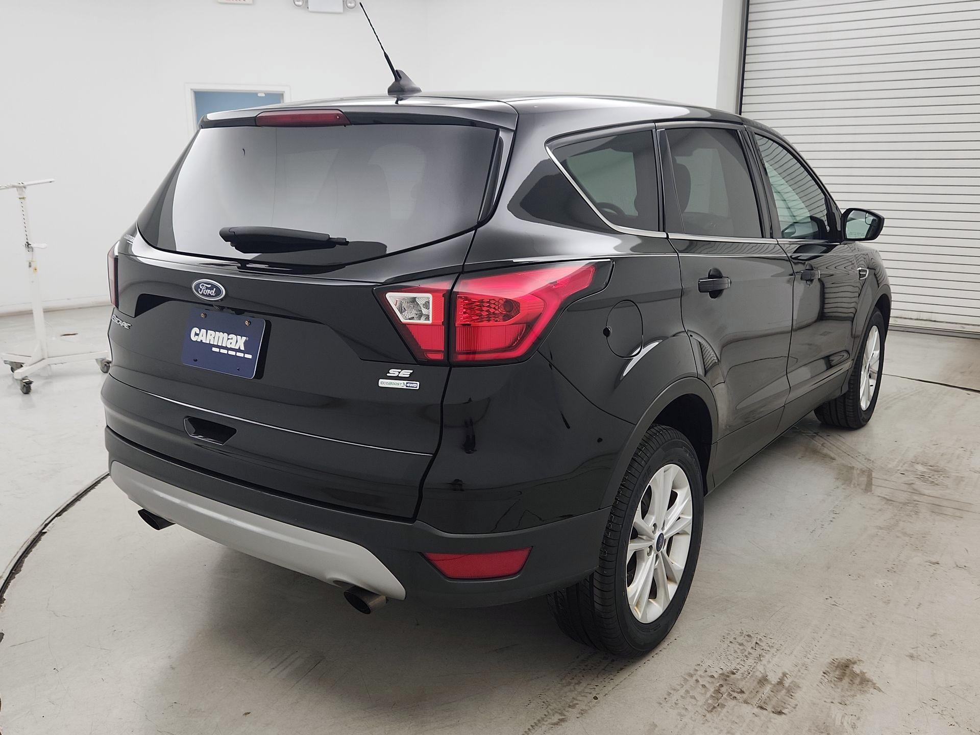 Thumbnail: 2019 Ford Escape - 5