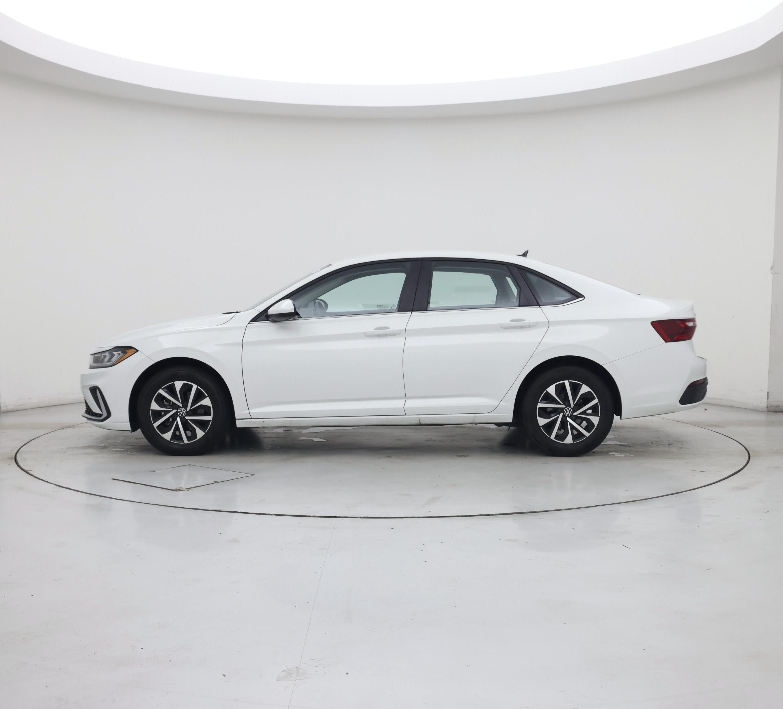 Thumbnail: 2025 Volkswagen Jetta - 3