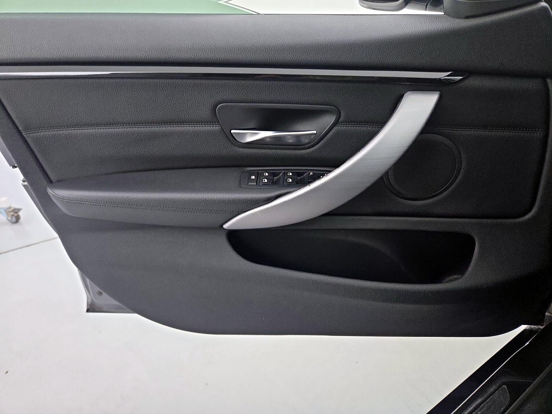 Thumbnail: 2016 BMW 4 Series - 12