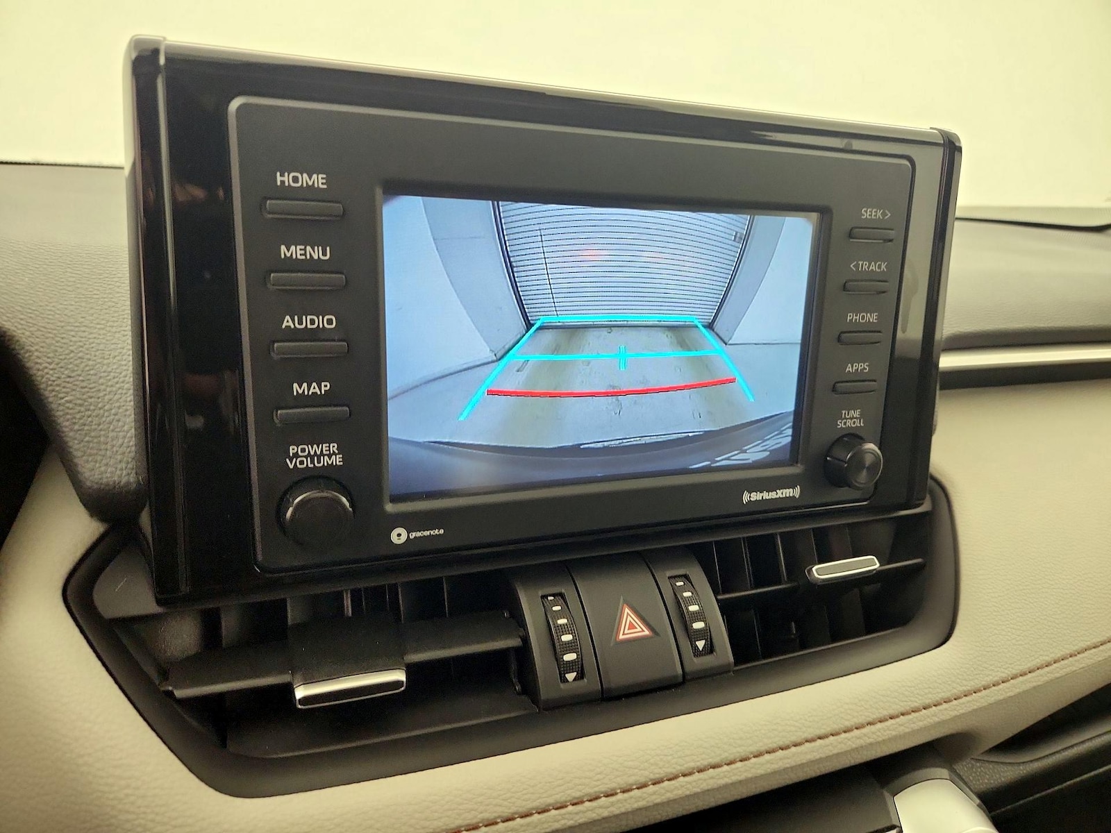 2022 Toyota RAV4 XLE Premium - Photo 13