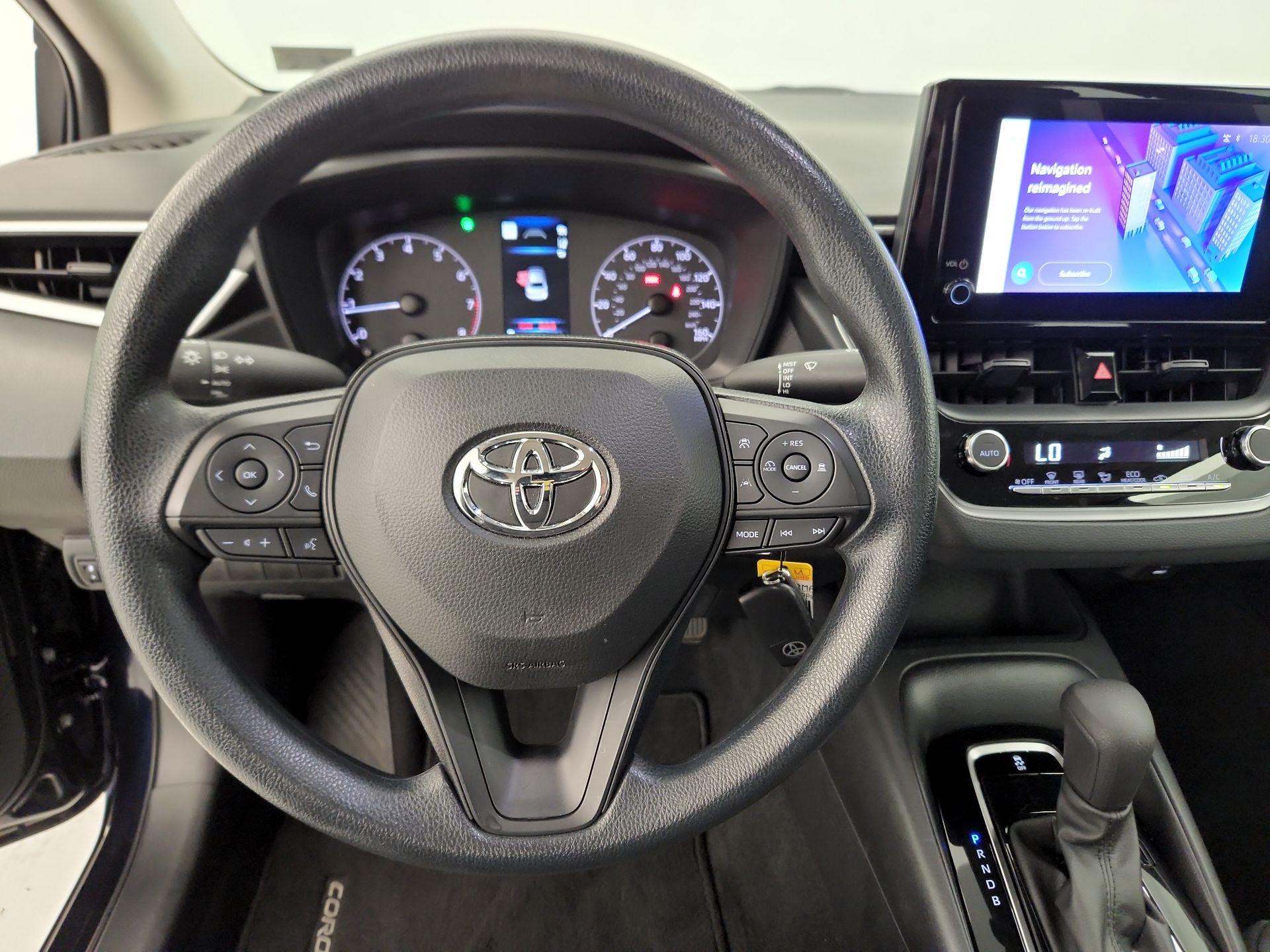 Thumbnail: 2023 Toyota Corolla - 10