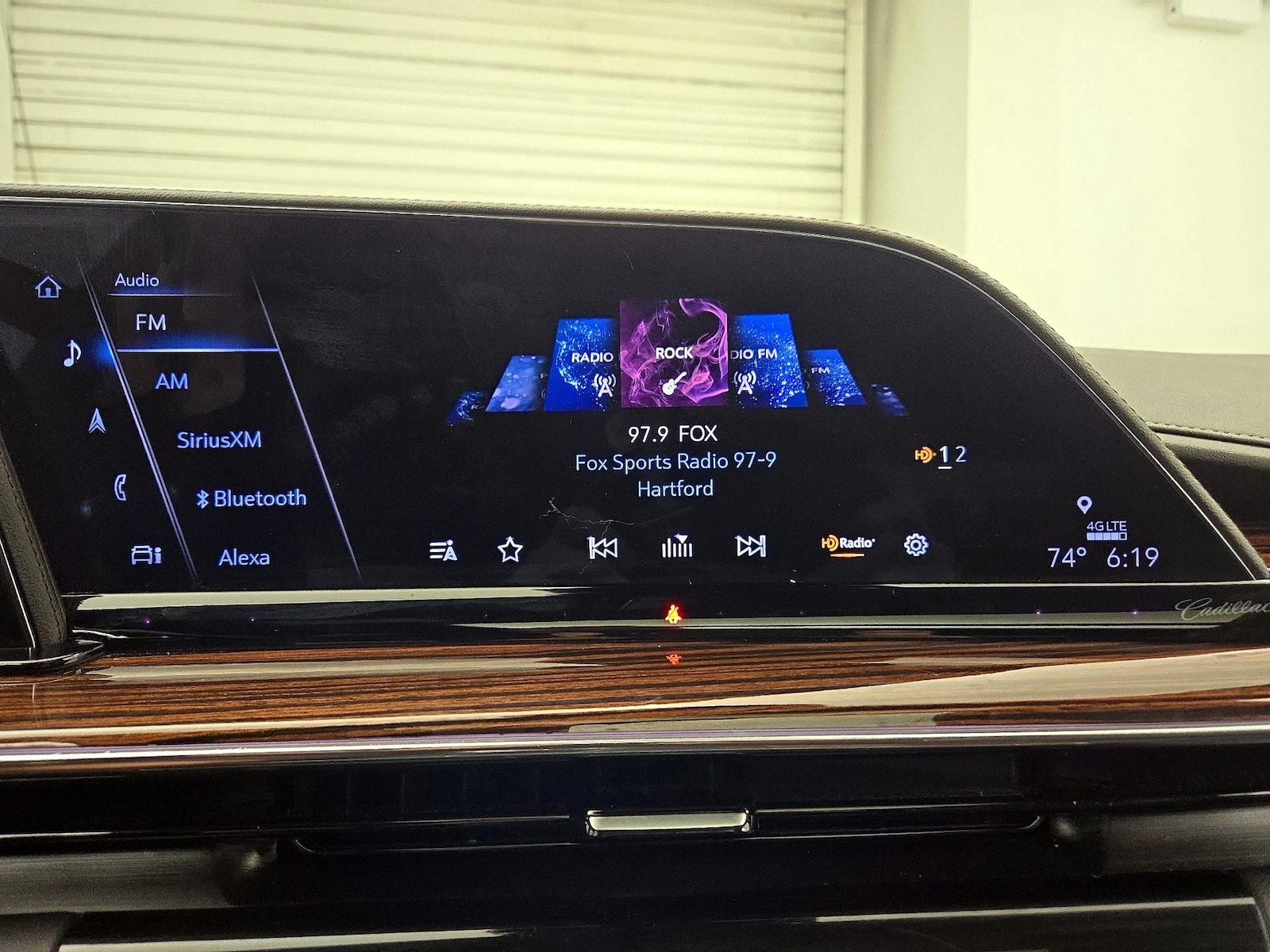 2022 Cadillac Escalade ESV Premium Luxury - Photo 17