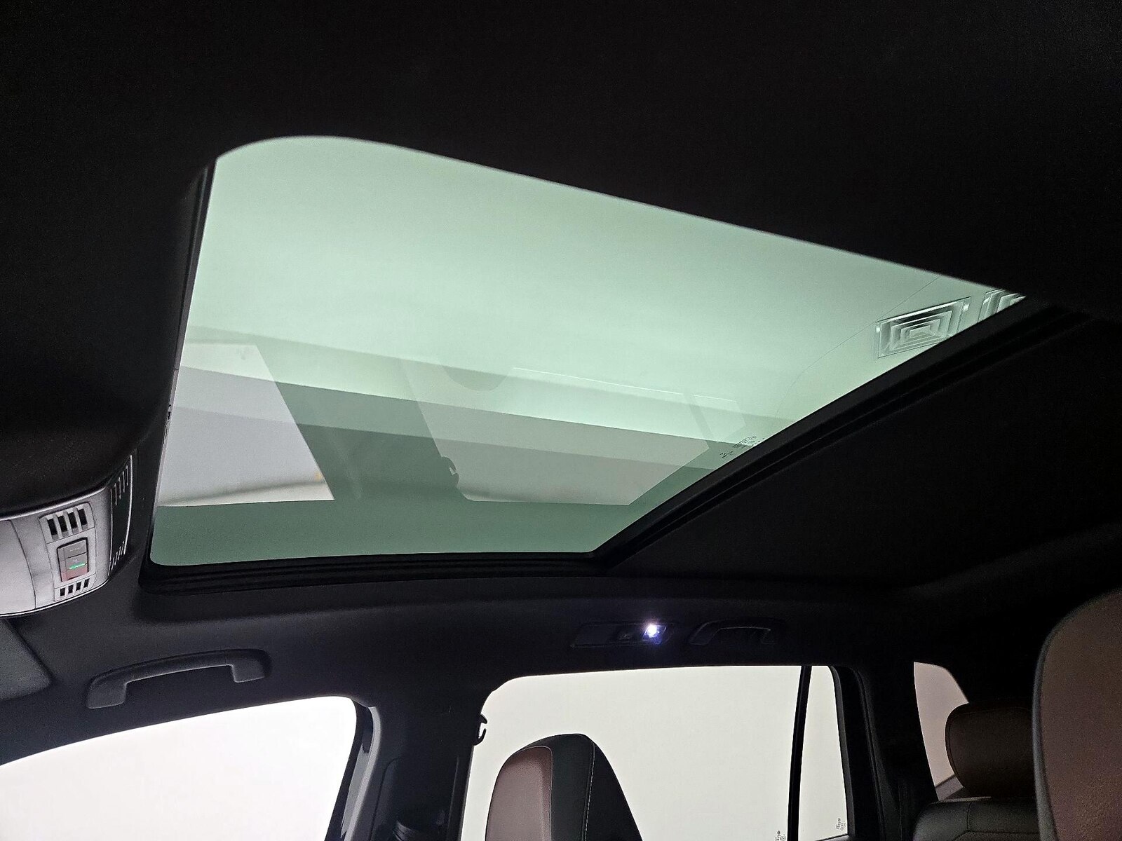 Panoramic Sunroof
