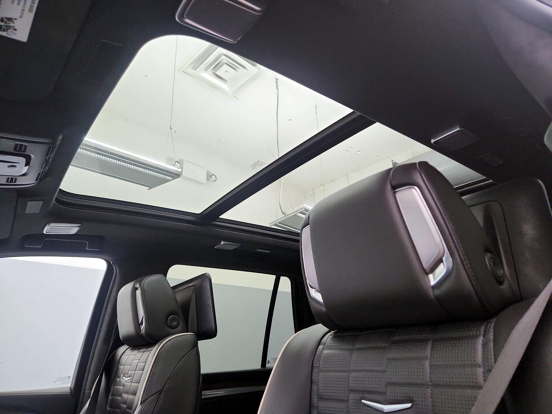 Thumbnail: 2025 Cadillac Escalade - 20