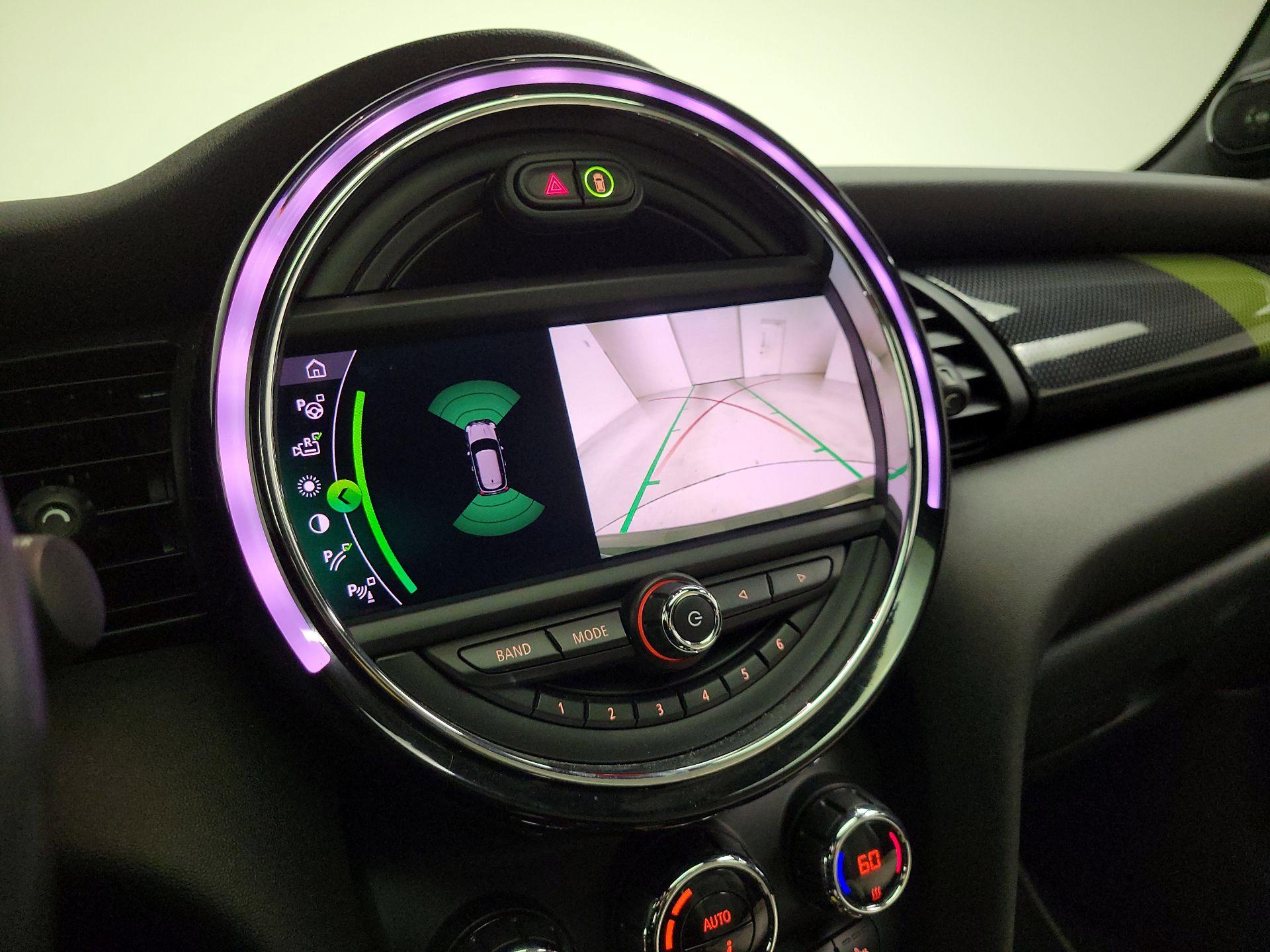 Thumbnail: 2021 MINI Cooper Hardtop - 15