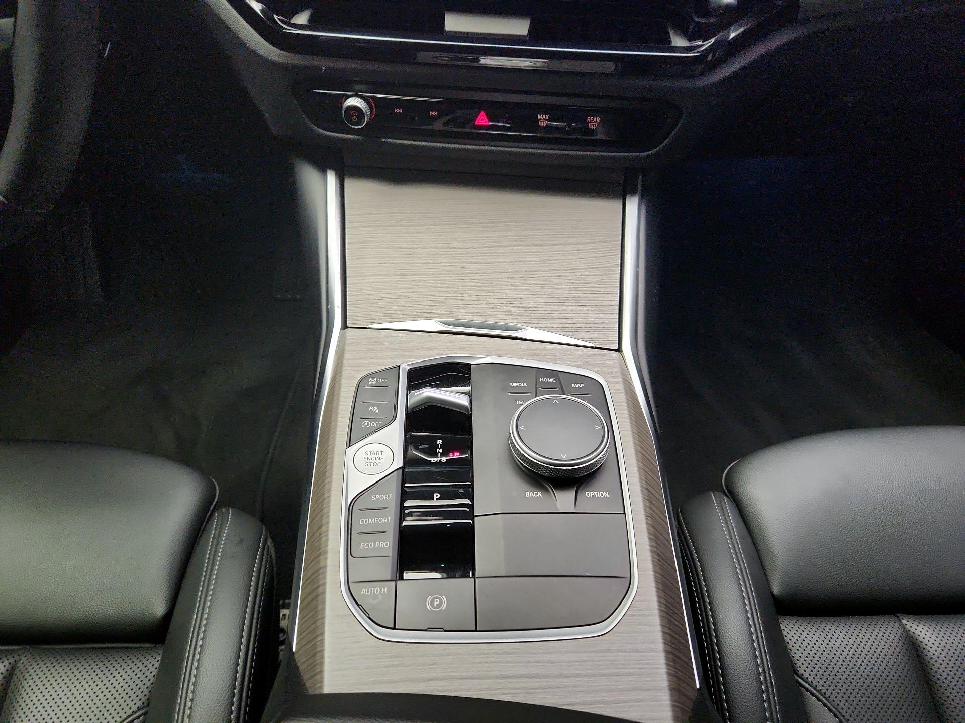 Thumbnail: 2025 BMW 4 Series - 16