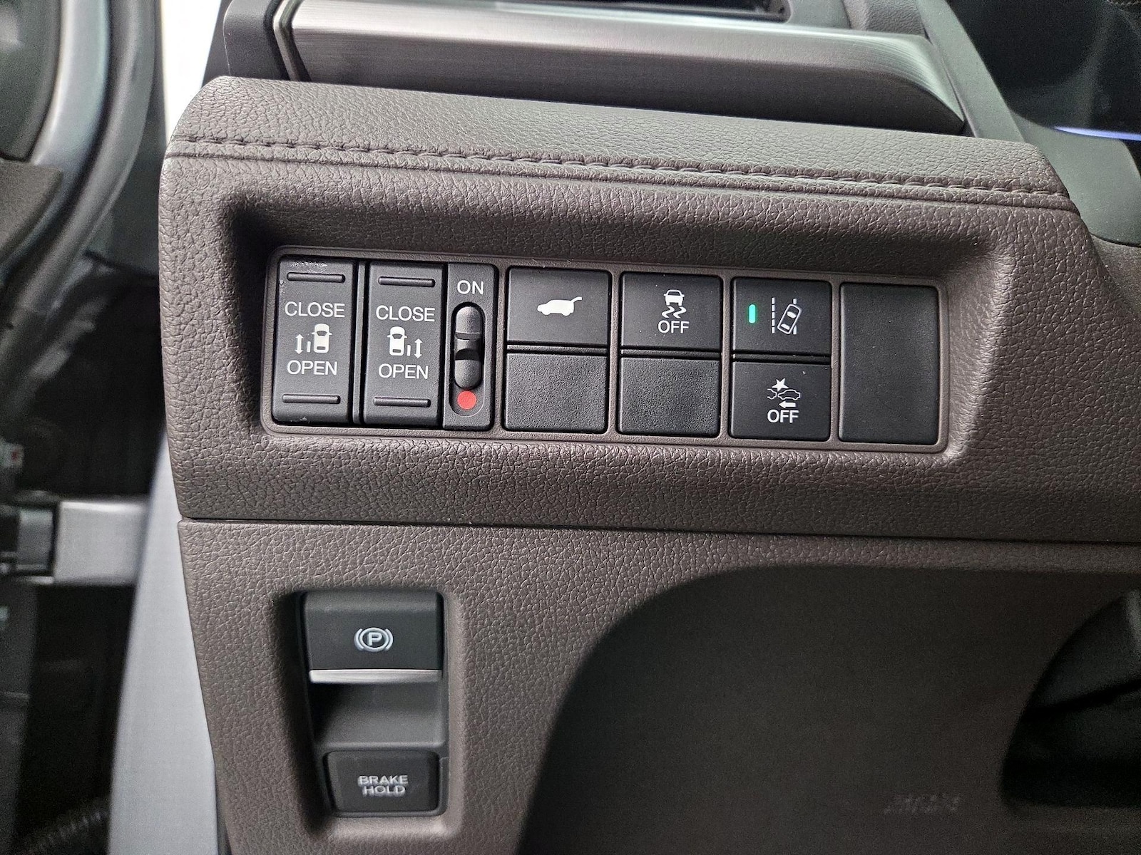 2018 Honda Odyssey EX-L - Photo 14
