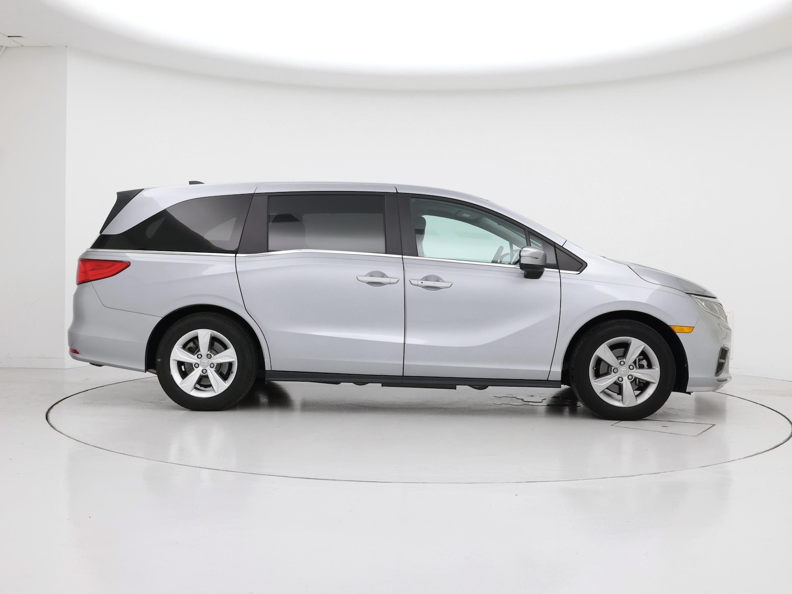 2018 Honda Odyssey EX-L - Photo 8