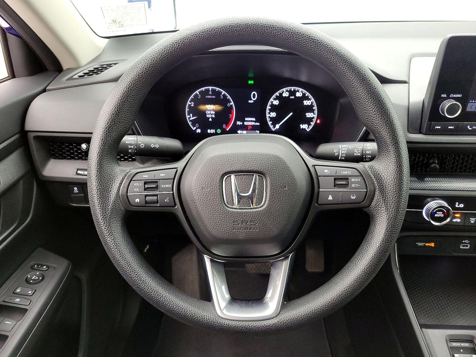 2025 Honda CR-V LX - Photo 11