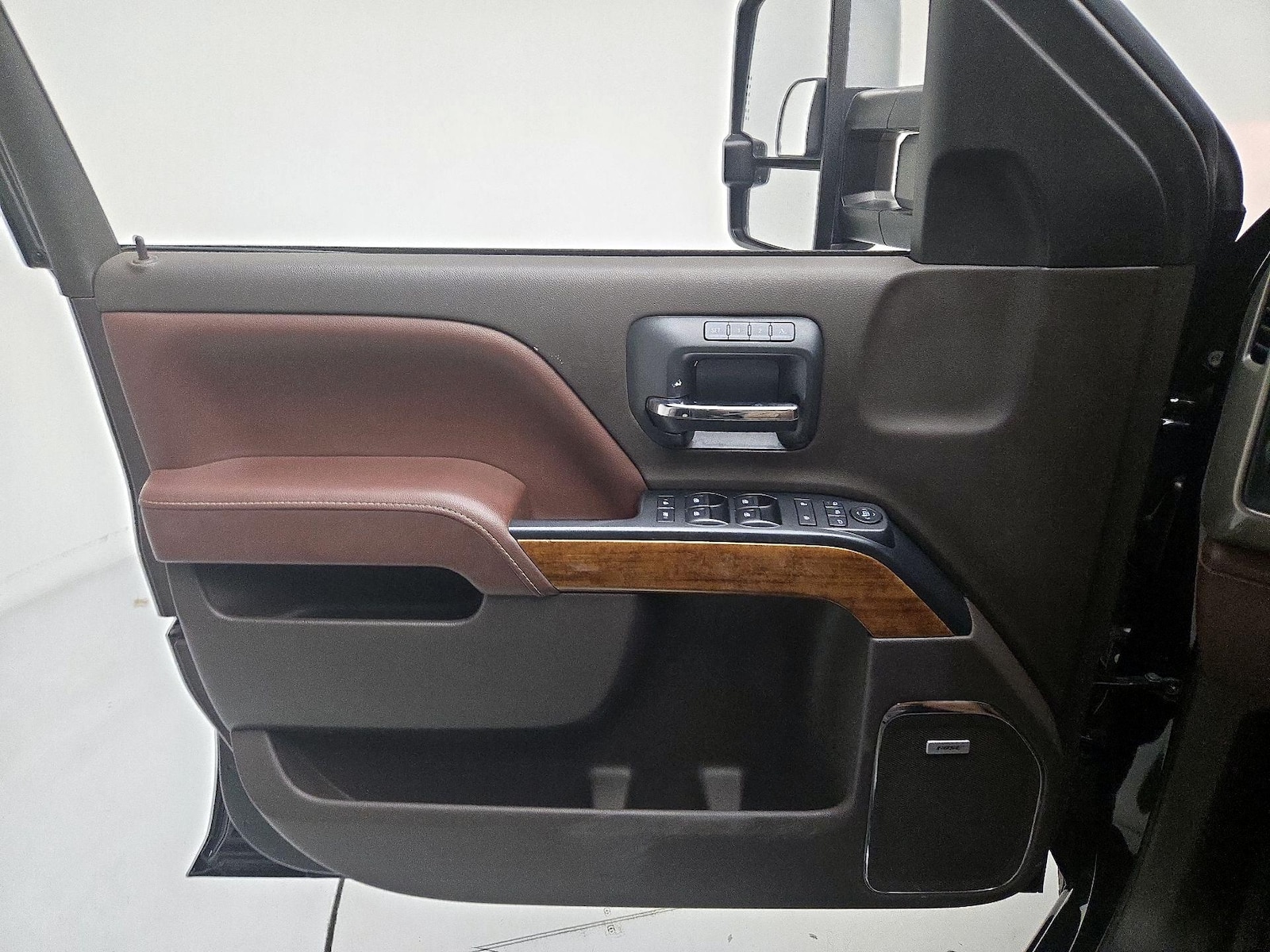 2015 Chevrolet Silverado 2500HD High Country - Photo 11