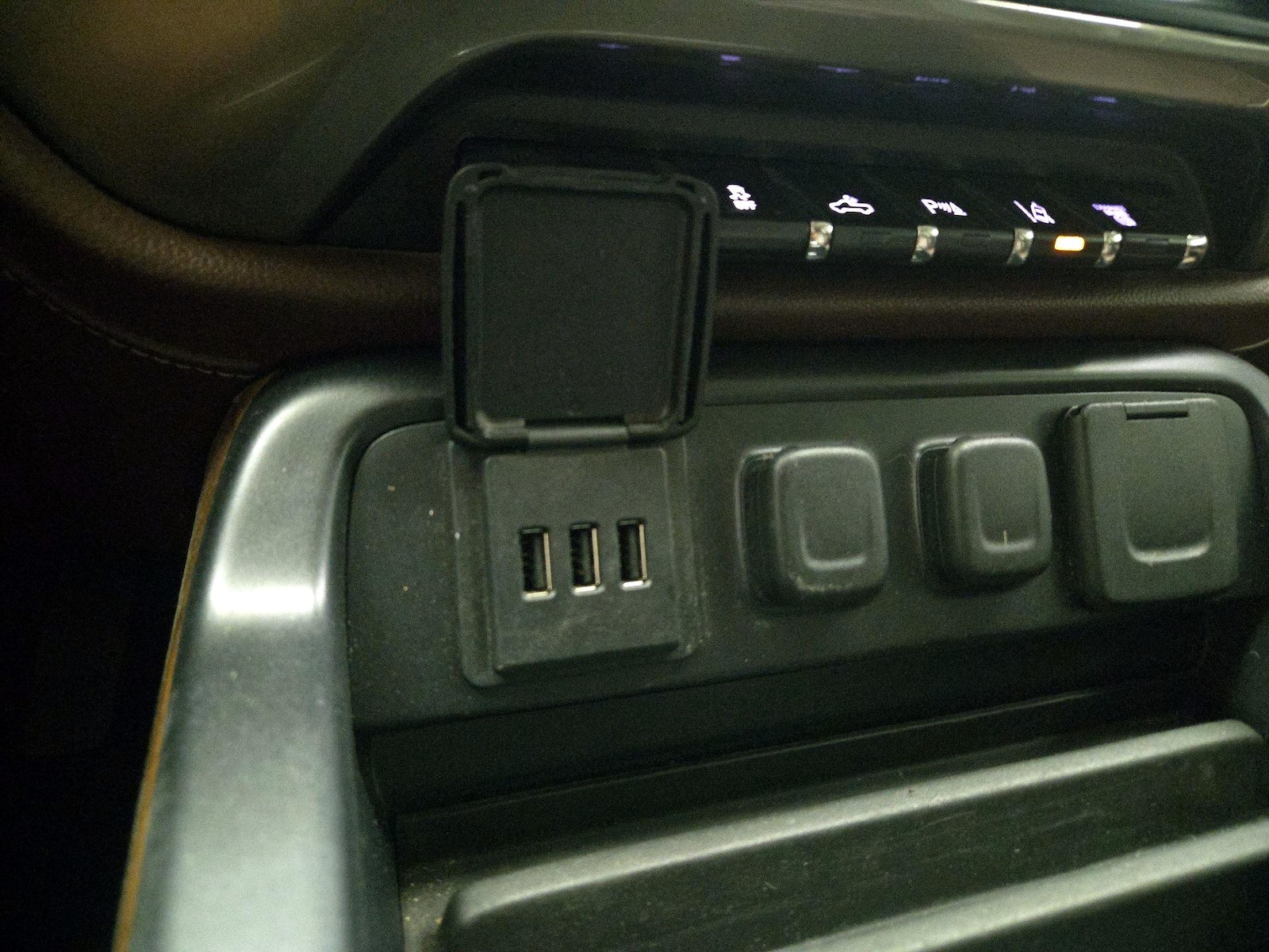 2015 Chevrolet Silverado 2500HD High Country - Photo 17