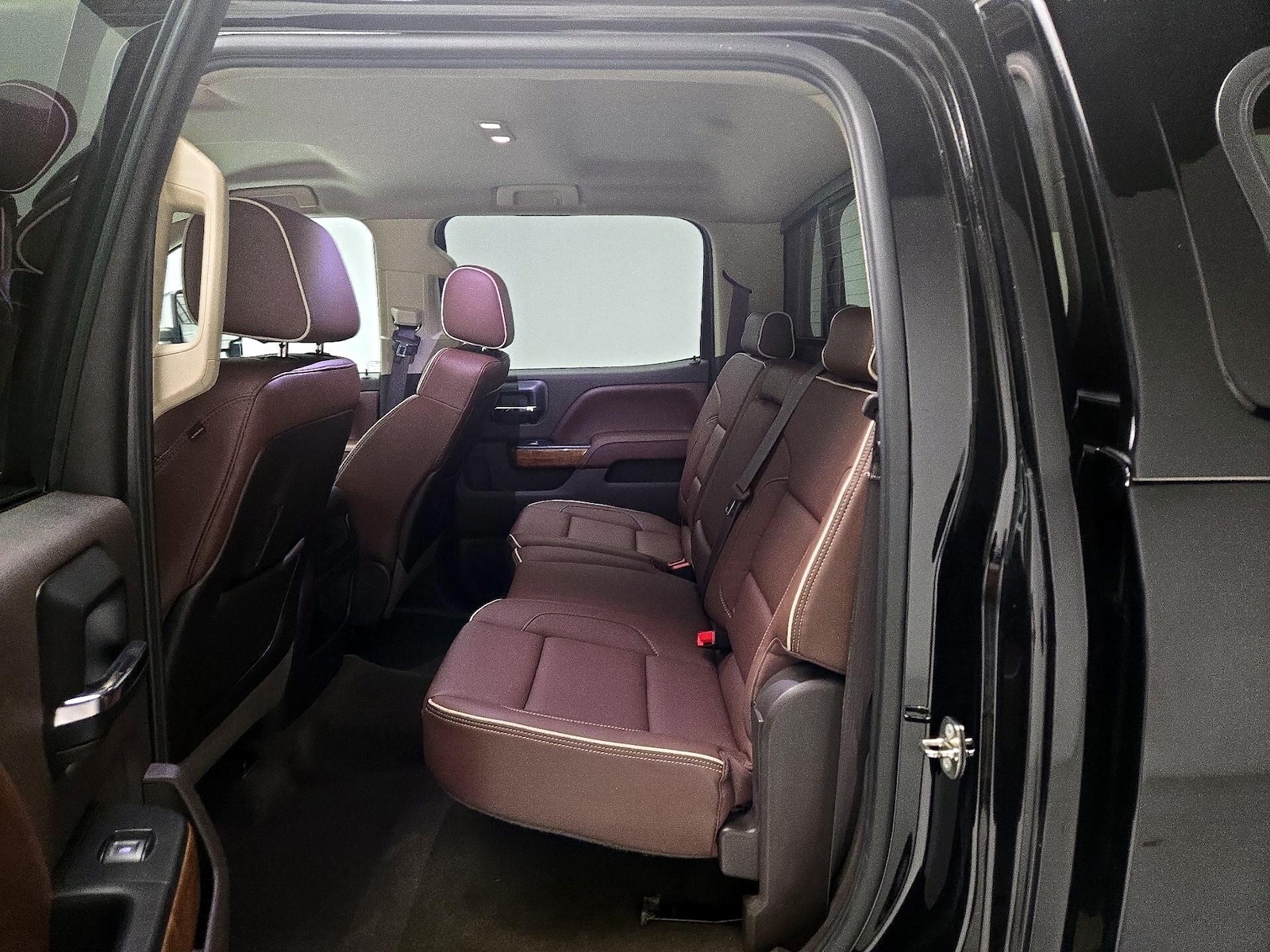 2015 Chevrolet Silverado 2500HD High Country - Photo 18