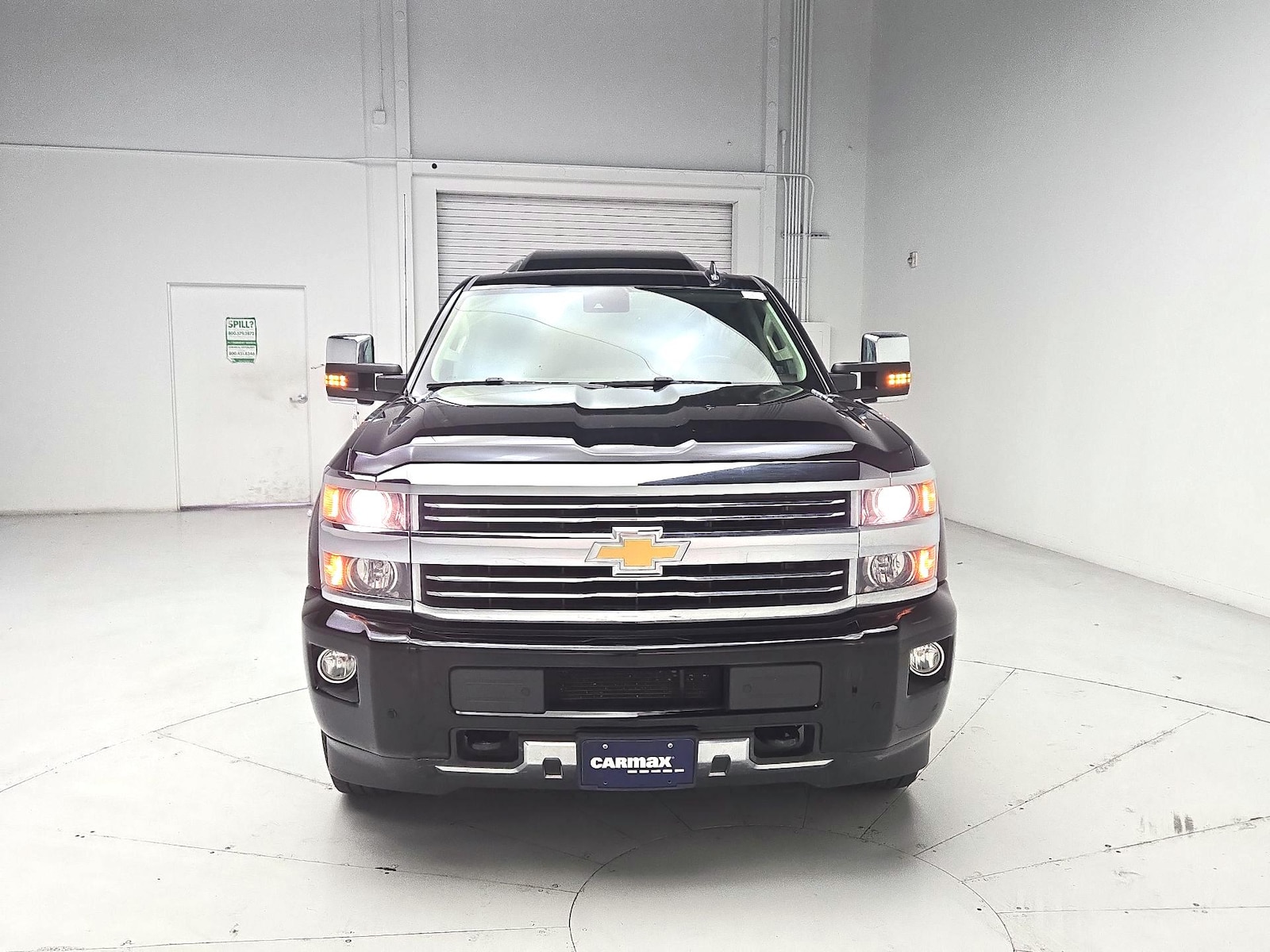 2015 Chevrolet Silverado 2500HD High Country - Photo 2